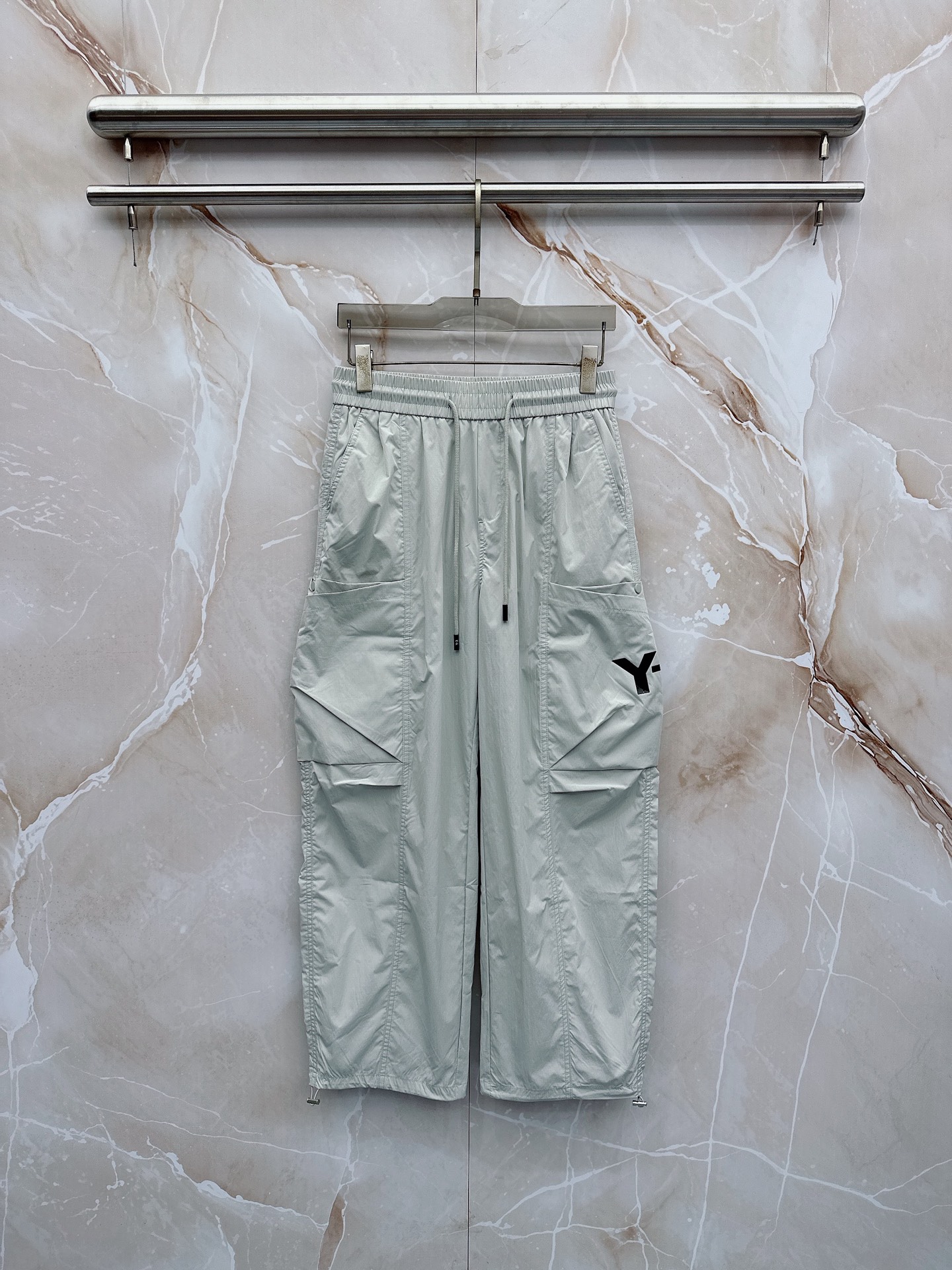 Y3🔥🔥春夏新款宽松休闲，采用优质面料，亲肤舒服，压褶设计简直是神来之笔，不仅增加了的层次感，还超级显瘦