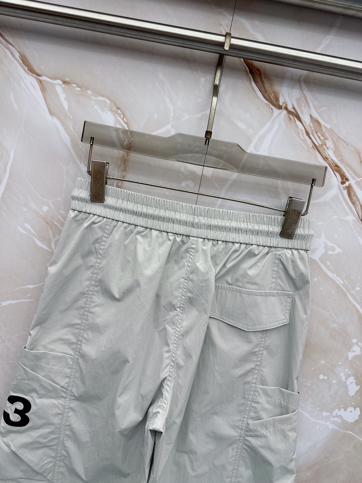 Y3🔥🔥春夏新款宽松休闲，采用优质面料，亲肤舒服，压褶设计简直是神来之笔，不仅增加了的层次感，还超级显瘦