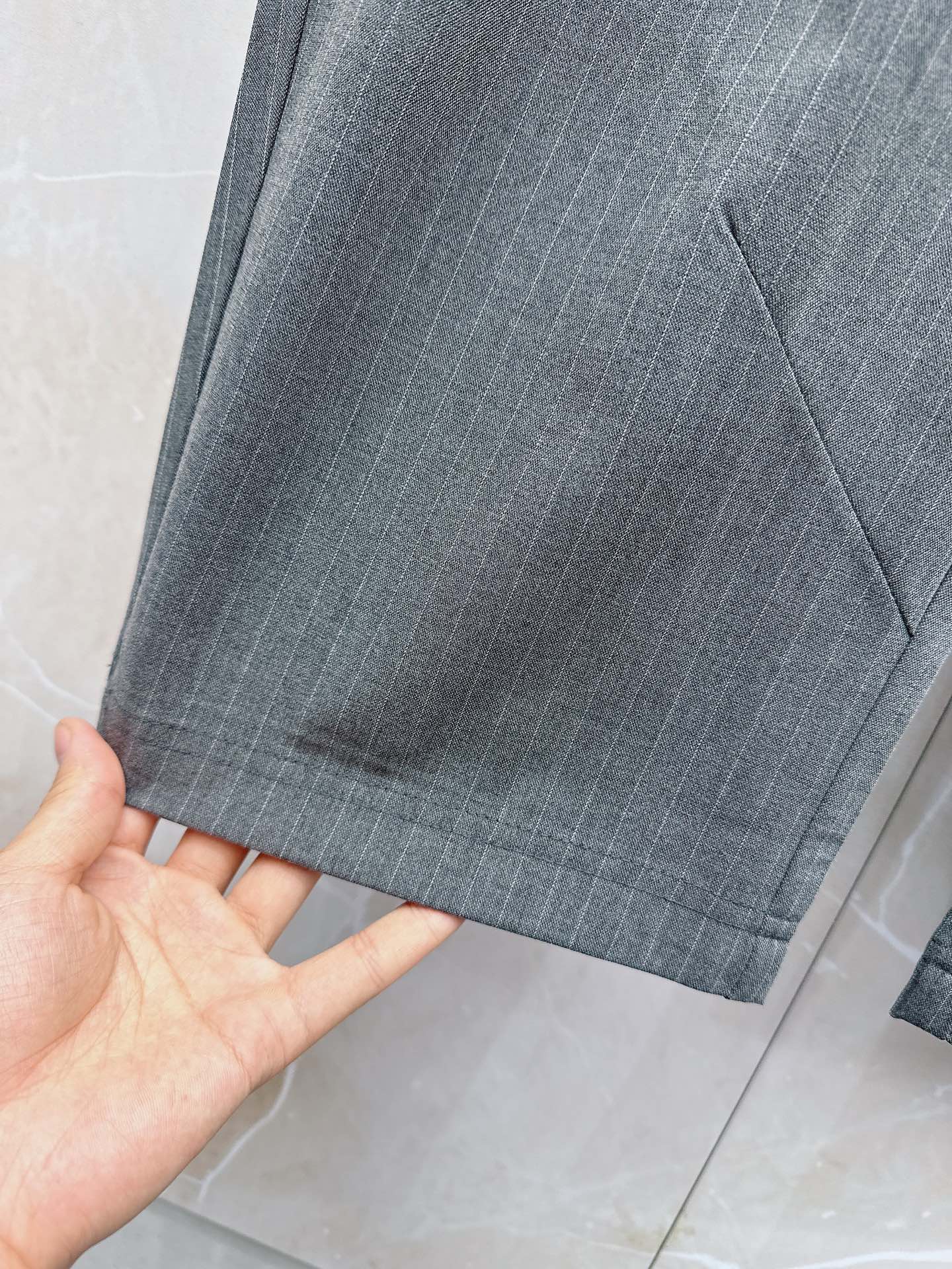 普拉达🔥🔥春夏新款宽松休闲，采用优质面料，亲肤舒服，压褶设计简直是神来之笔，不仅增加了的层次感，还超级显