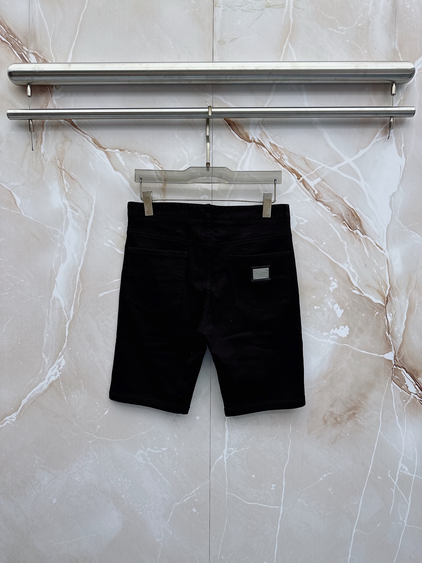 𝘿𝙊𝙇𝘾𝙀 & 𝙂𝘼𝘽𝘽𝘼𝙉𝘼杜嘉班哪👖春夏热卖潮流 😘DG26官网每季 百慕大黑色弹力牛仔短裤 必推产