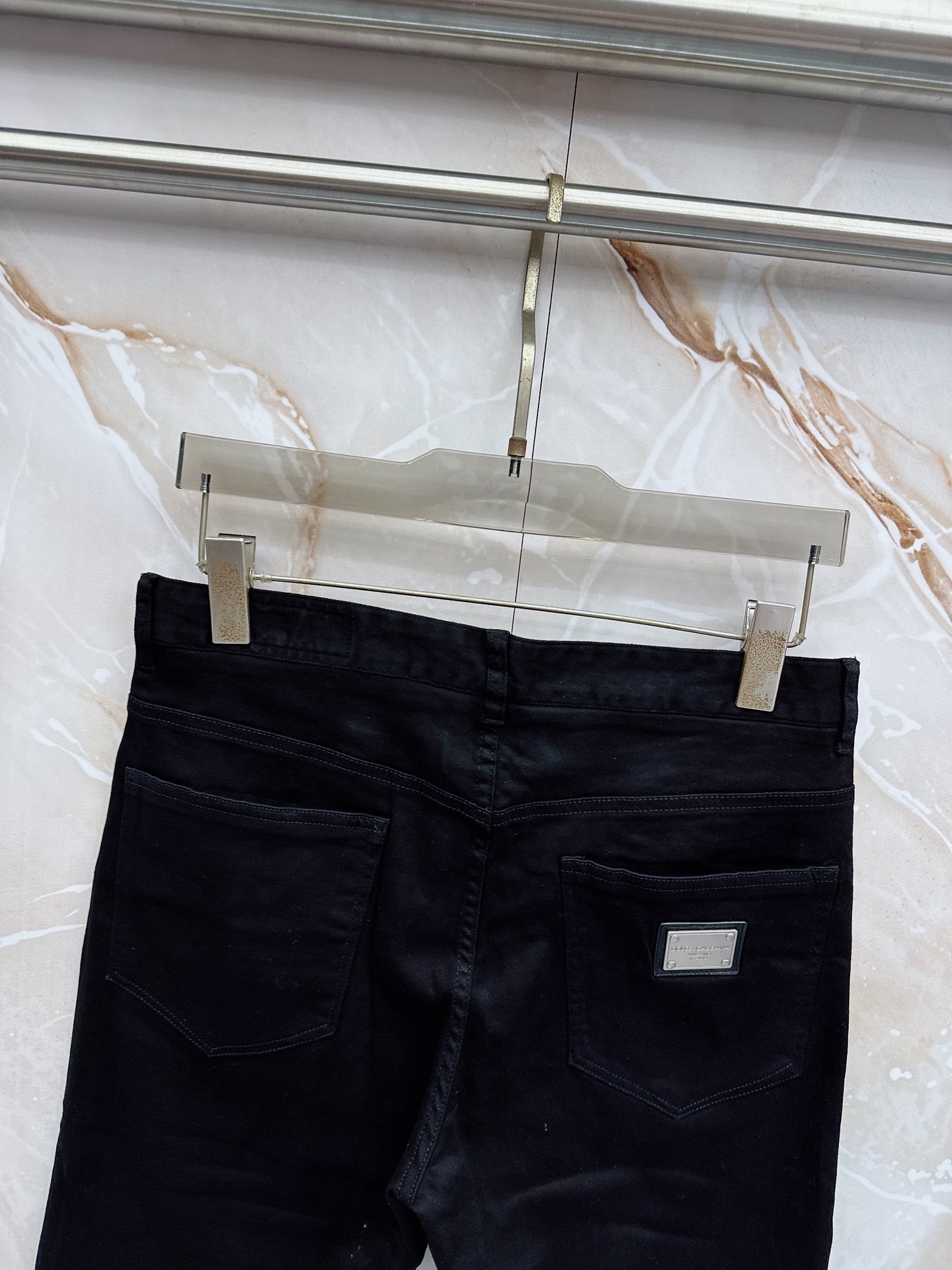 𝘿𝙊𝙇𝘾𝙀 & 𝙂𝘼𝘽𝘽𝘼𝙉𝘼杜嘉班哪👖春夏热卖潮流 😘DG26官网每季 百慕大黑色弹力牛仔短裤 必推产