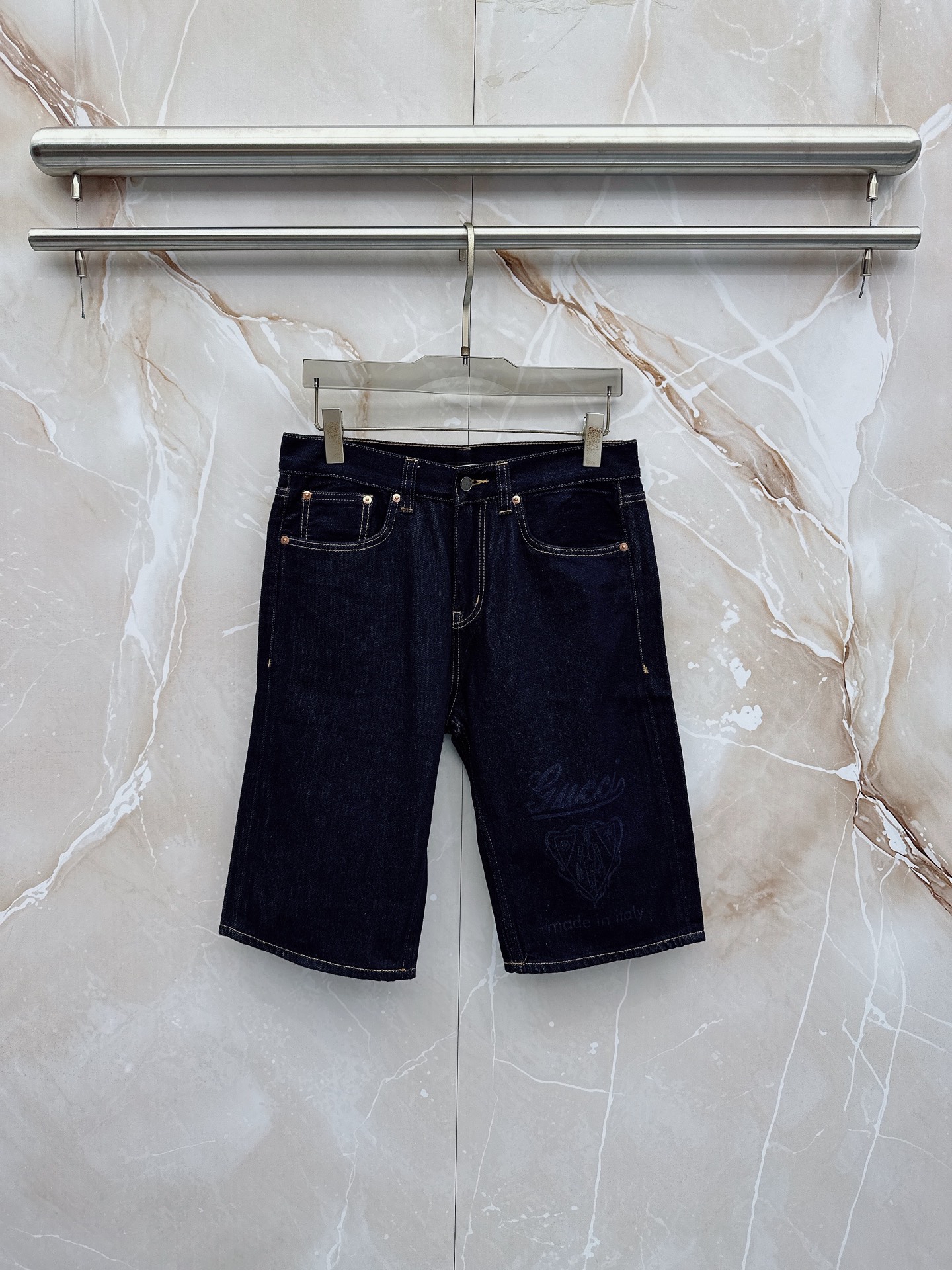 GUGCI古倚 ss 夏季 订制不褪色牛仔蓝短裤🔈弹力面料 微阔版型 必推产品面料 拨印标志性LOGO设