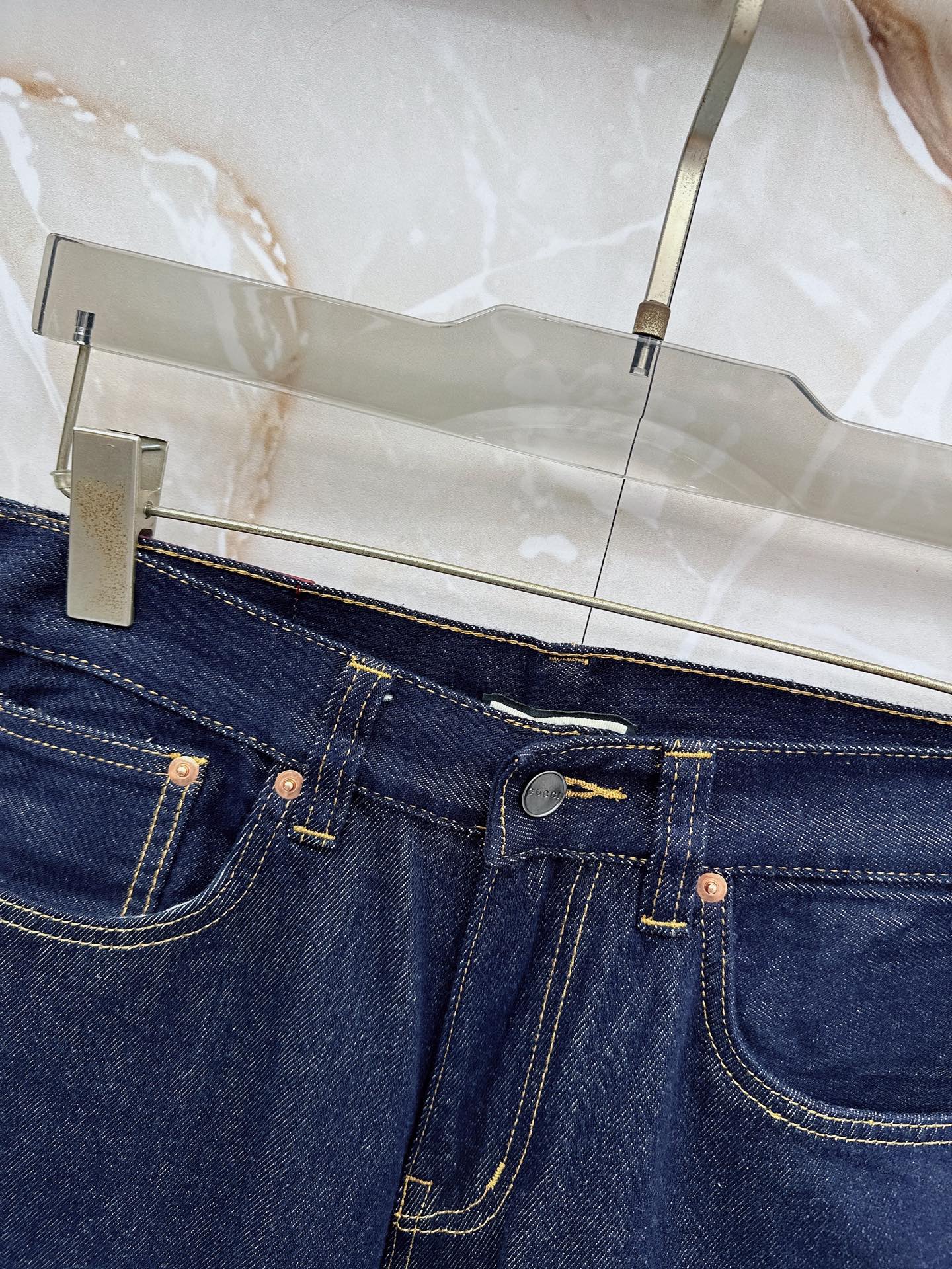 GUGCI古倚 ss 夏季 订制不褪色牛仔蓝短裤🔈弹力面料 微阔版型 必推产品面料 拨印标志性LOGO设