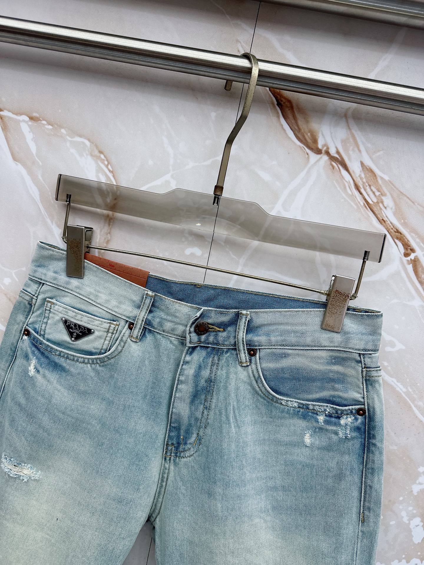 普拉达 2026早春最新款牛仔短裤 柜台同步发售 原版定制 客供五金辅料 原单品质 进口牛仔面料高弹力 