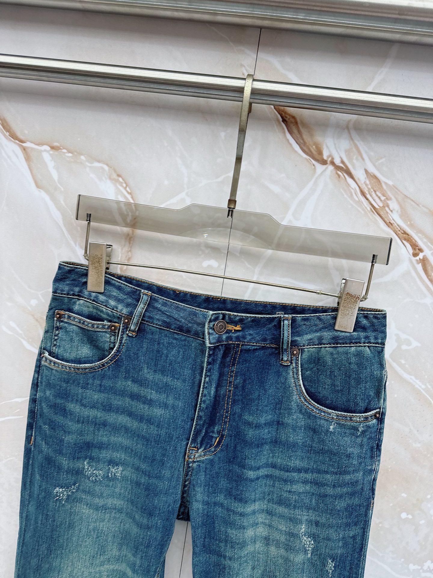 Loro Piana 春夏🔥🔥新款现货上市，原单爆款牛仔裤👖超级定制款，原版五金，超级重工工艺，版型超赞