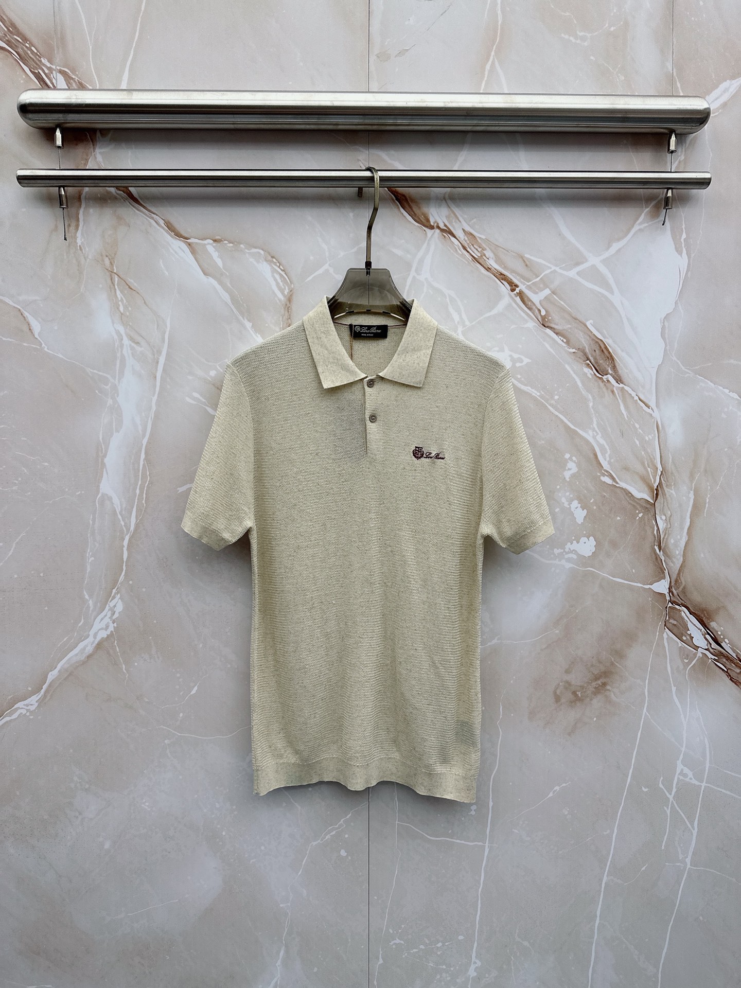 Loro piana春夏新款桑蚕丝天丝混纺针织翻领短Tee，男士经典徽章刺绣商务休闲针织短袖Polo衫！