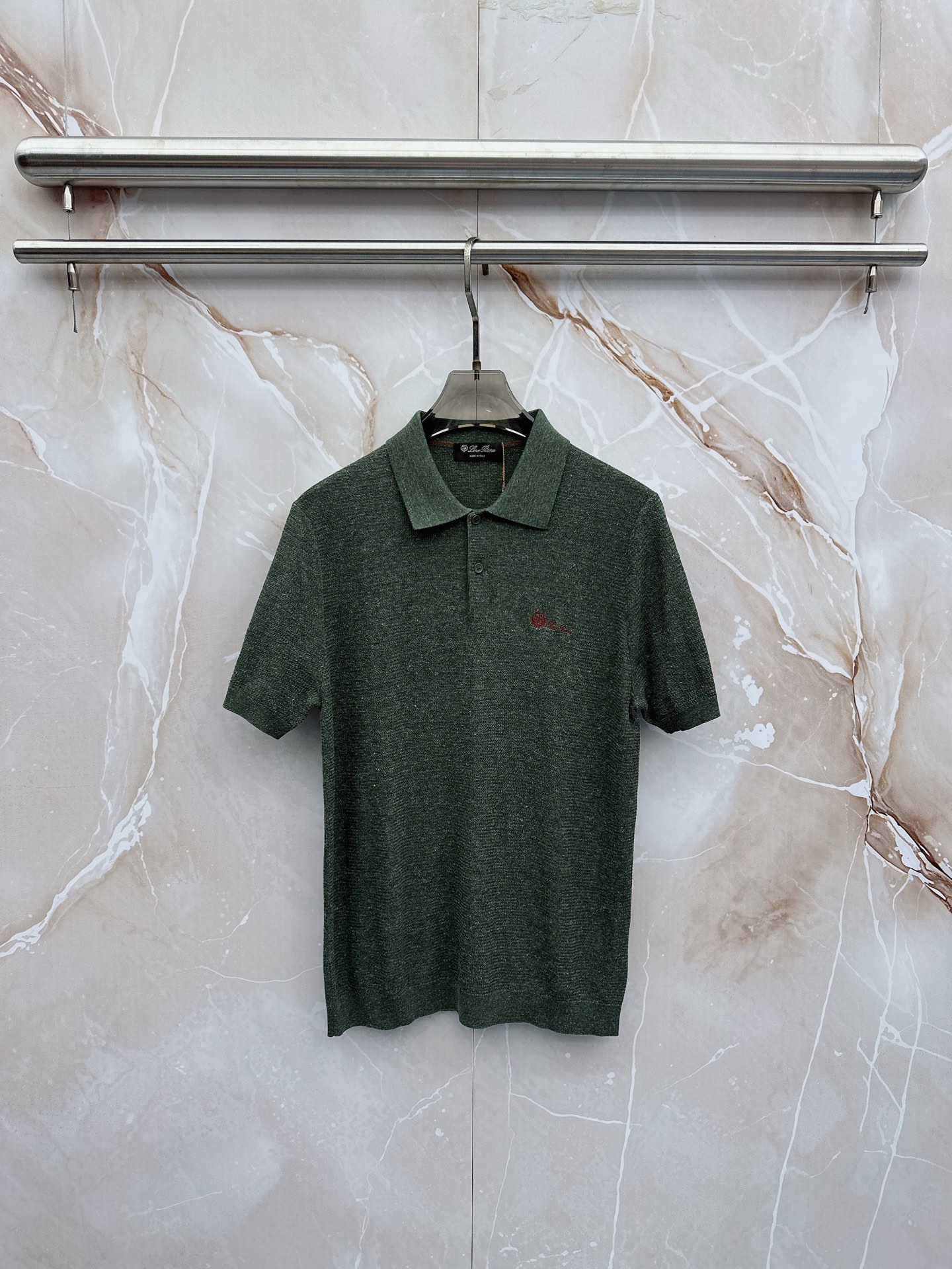 Loro piana春夏新款桑蚕丝天丝混纺针织翻领短Tee，男士经典徽章刺绣商务休闲针织短袖Polo衫！