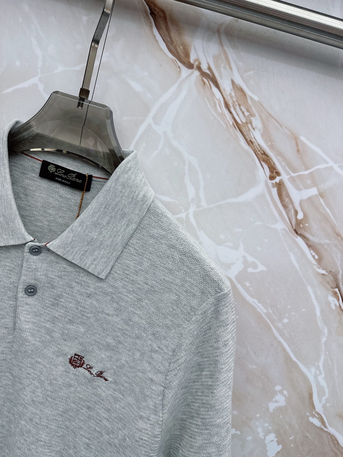 Loro piana春夏新款桑蚕丝天丝混纺针织翻领短Tee，男士经典徽章刺绣商务休闲针织短袖Polo衫！