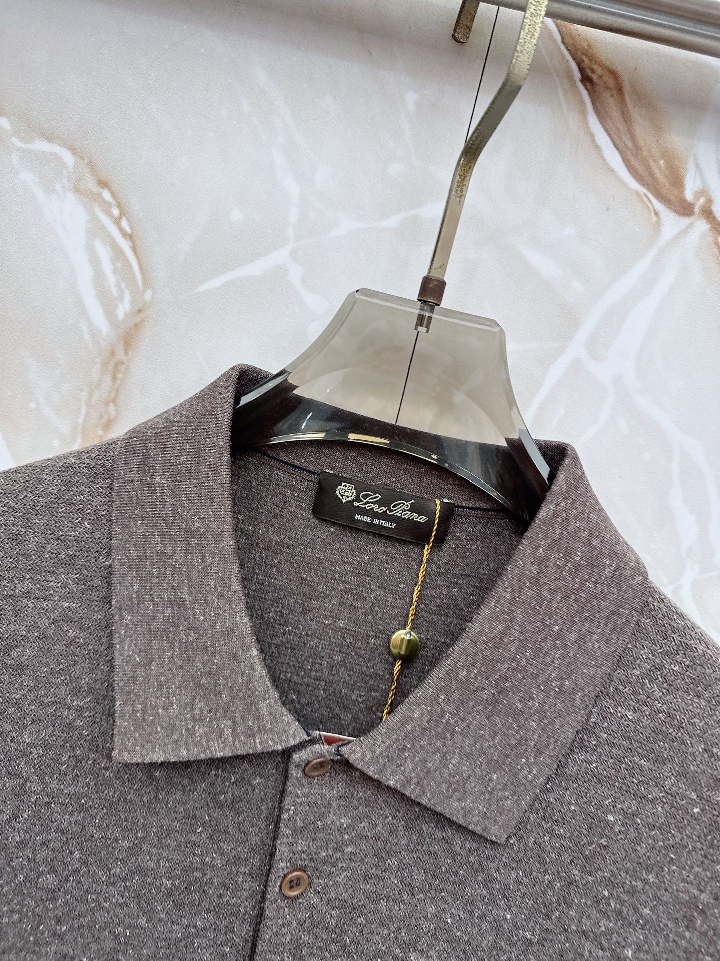 Loro piana春夏新款桑蚕丝天丝混纺针织翻领短Tee，男士经典徽章刺绣商务休闲针织短袖Polo衫！