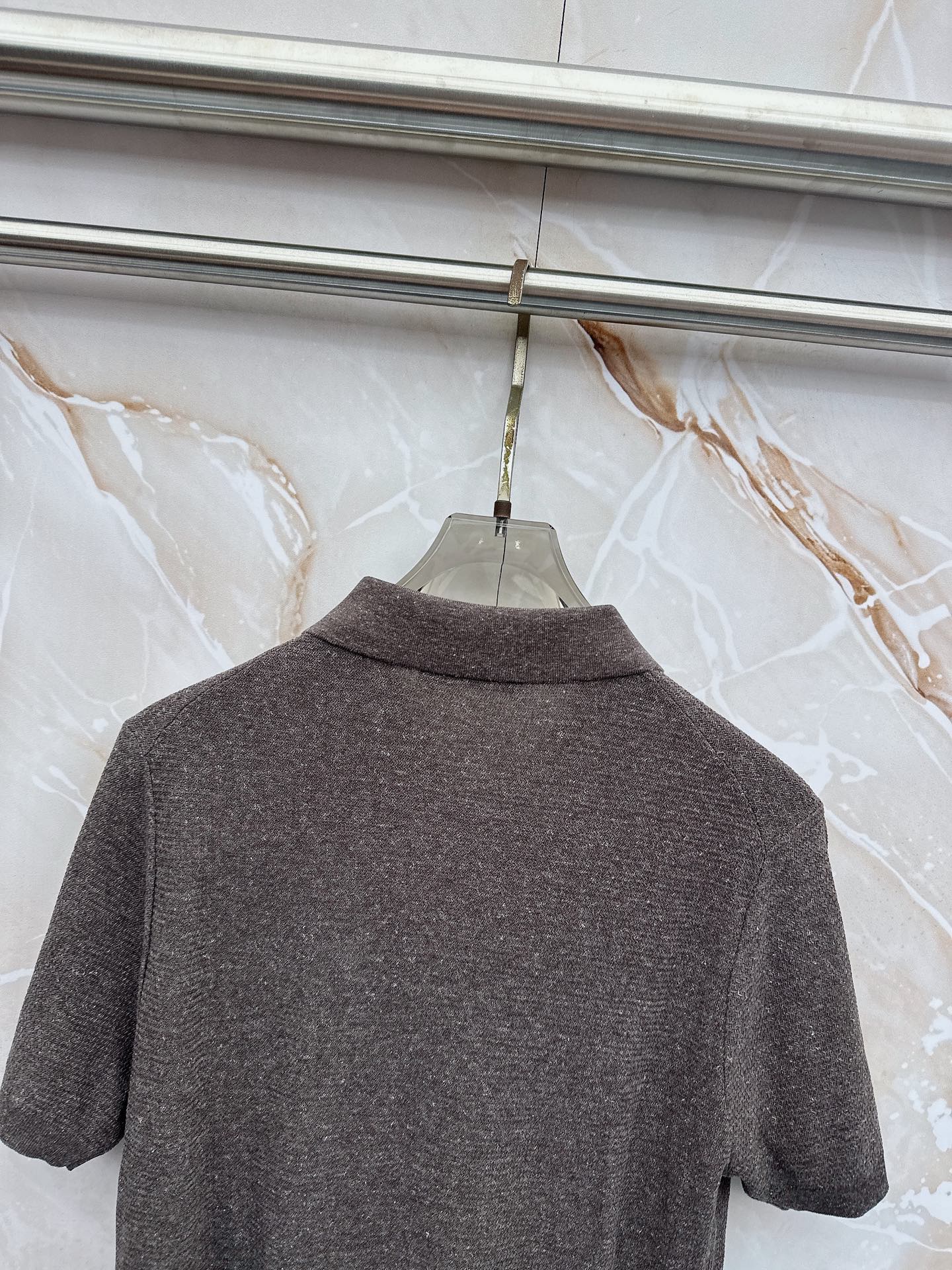 Loro piana春夏新款桑蚕丝天丝混纺针织翻领短Tee，男士经典徽章刺绣商务休闲针织短袖Polo衫！