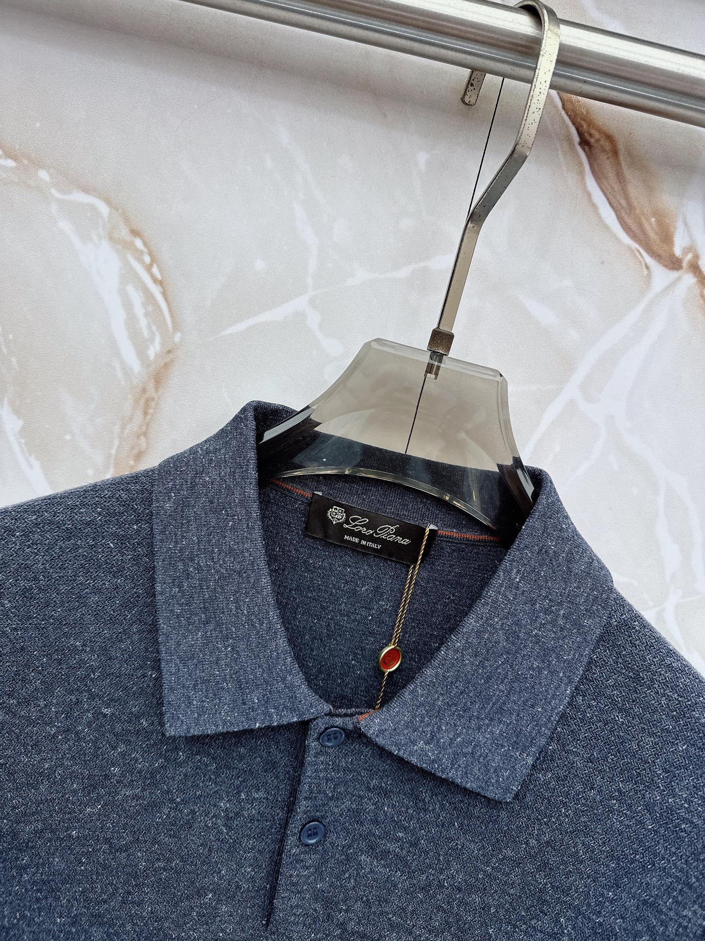 Loro piana春夏新款桑蚕丝天丝混纺针织翻领短Tee，男士经典徽章刺绣商务休闲针织短袖Polo衫！