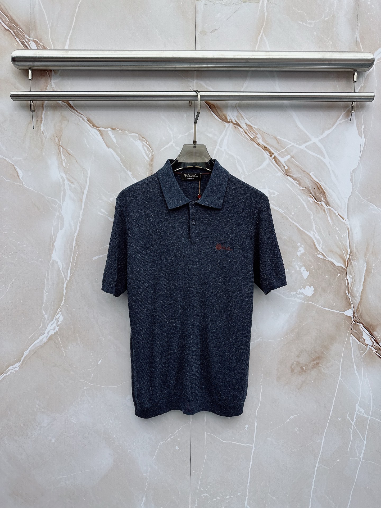 Loro piana春夏新款桑蚕丝天丝混纺针织翻领短Tee，男士经典徽章刺绣商务休闲针织短袖Polo衫！