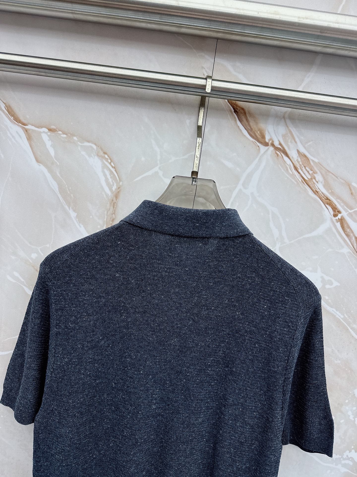 Loro piana春夏新款桑蚕丝天丝混纺针织翻领短Tee，男士经典徽章刺绣商务休闲针织短袖Polo衫！