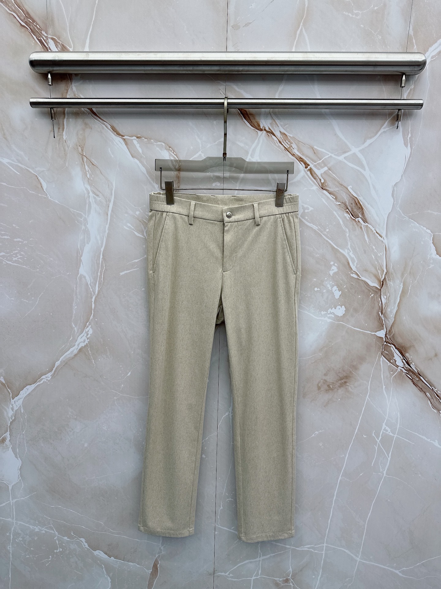 NO:839486,LP 1956 spring and summer latest casual pants. Exclusive customization for sale. Original customization. Customer-supplied hardware accessories. Original quality. Imported customer-supplied fabrics. Heavy washing. Fine workmanship and routing. Excellent upper body!  Preferred items Size M-3XL, loro piana,19860909LP 1956春夏最新款休闲裤 独家定制发售 原版定制 客供五金辅料 原单品质 进口客供定制面料重工洗水 做工走线精细 上身绝佳！优选单品 码数M-3XL,,loro piana,,Men's clothing