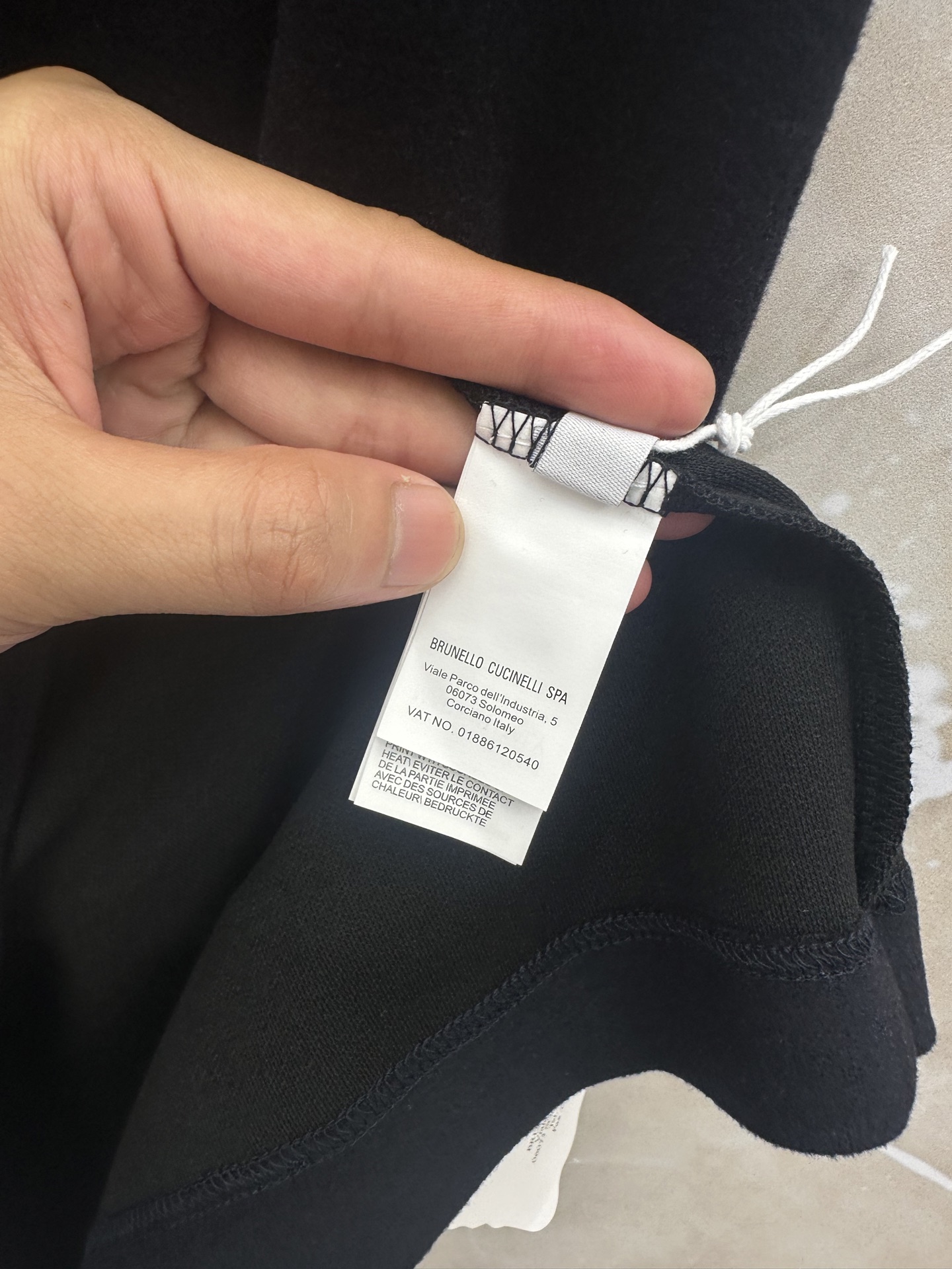 BRUNELLO CUCINELLI 意大利神狮,2026秋冬最新品,同步有售,原单狠货,时尚休闲圆领长袖打底上衣,采用 BRUNELLO CUCINELLI 意大利神狮,2026秋冬最新品,同步有售,原单狠货,时尚休闲圆领长袖打底上衣,采用