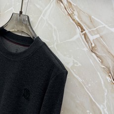 BRUNELLO CUCINELLI 意大利神狮,2026秋冬最新品,同步有售,原单狠货,时尚休闲圆领长袖打底上衣,采用 BRUNELLO CUCINELLI 意大利神狮,2026秋冬最新品,同步有售,原单狠货,时尚休闲圆领长袖打底上衣,采用