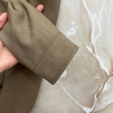 杰尼亚 2026秋冬新品自然性能系列。 早秋通勤的顶级质感,一件直接拉满气场! 微阔版型完美修饰身形,藏肉又显挺拔。搭配 杰尼亚 2026秋冬新品自然性能系列。 早秋通勤的顶级质感,一件直接拉满气场! 微阔版型完美修饰身形,藏肉又显挺拔。搭配