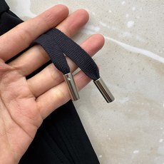 芬迪 26ss新款休闲抽绳 最新款上身版型无敌正!绝对可以闭眼收的一款,此款非常百搭,弹力腰围,日常上班 户外运动都可以 芬迪 26ss新款休闲抽绳 最新款上身版型无敌正!绝对可以闭眼收的一款,此款非常百搭,弹力腰围,日常上班 户外运动都可以