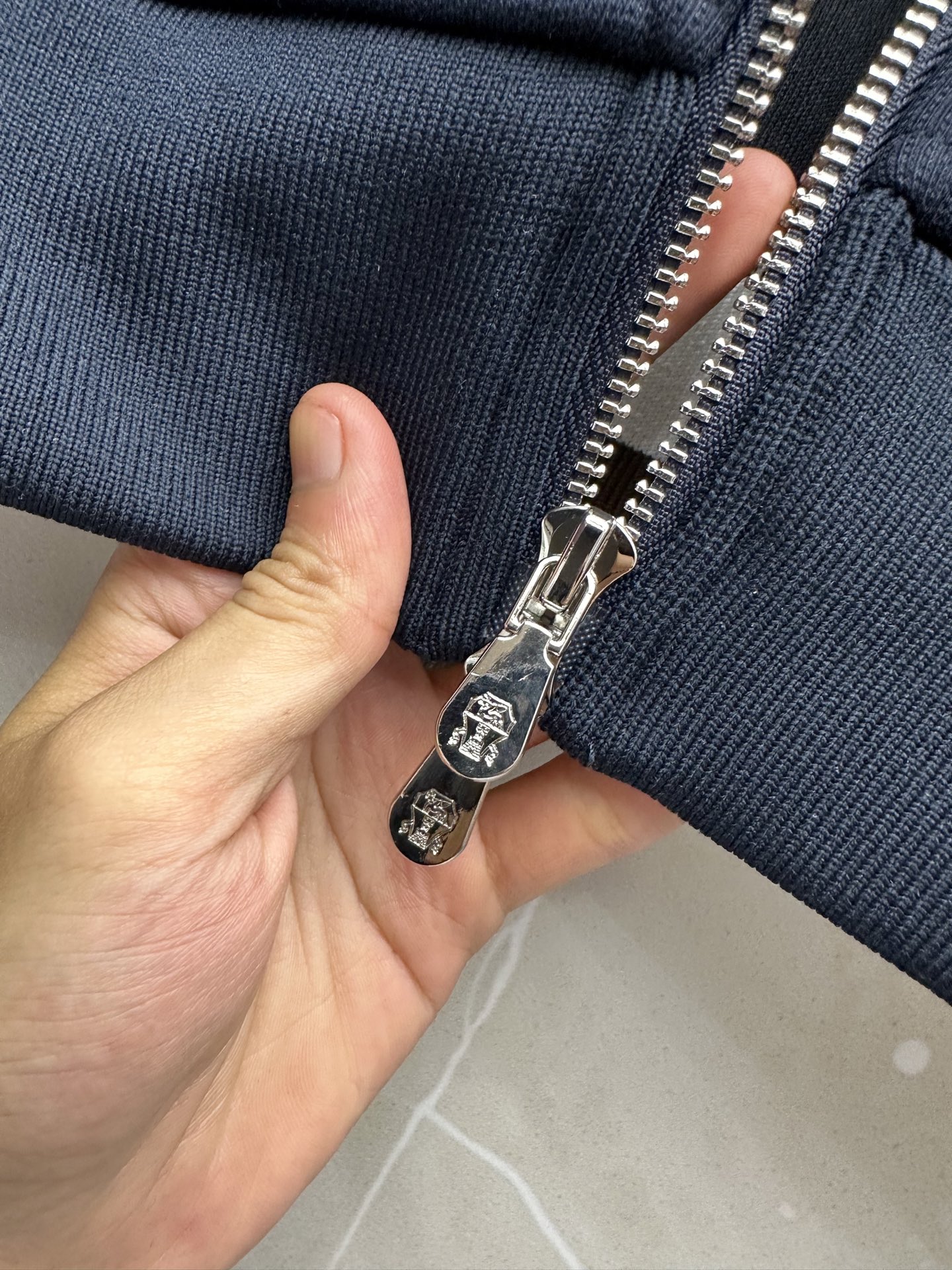 BC 26秋冬新款 时尚休闲套装 品牌经典LOGO ，舒适度极好，手触感强烈。辨识度极高 定制进口面料 色泽清新 做工精