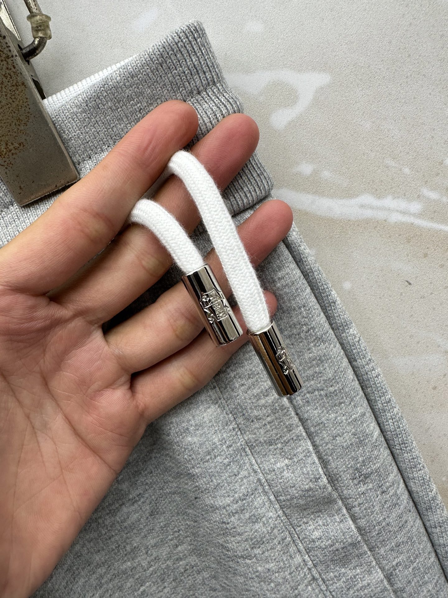 BC 26秋冬新款 时尚休闲套装 品牌经典LOGO ，舒适度极好，手触感强烈。辨识度极高 定制进口面料 色泽清新 做工精