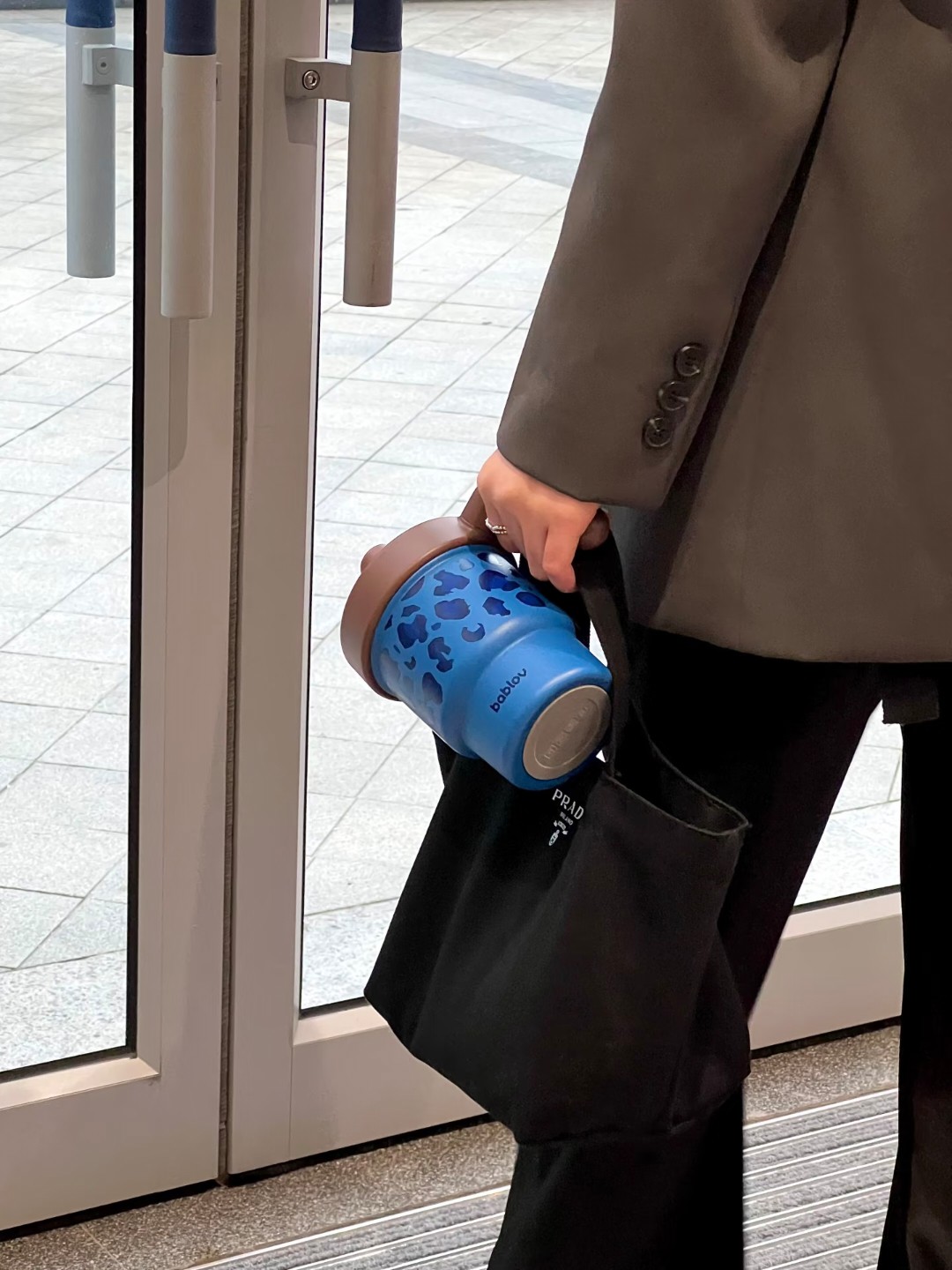 莫罗·伯拉尼克 Manolo Blahnik 高定典藏名品高定成衣时装外套连衣裙衬衫T恤 #1326561E 4