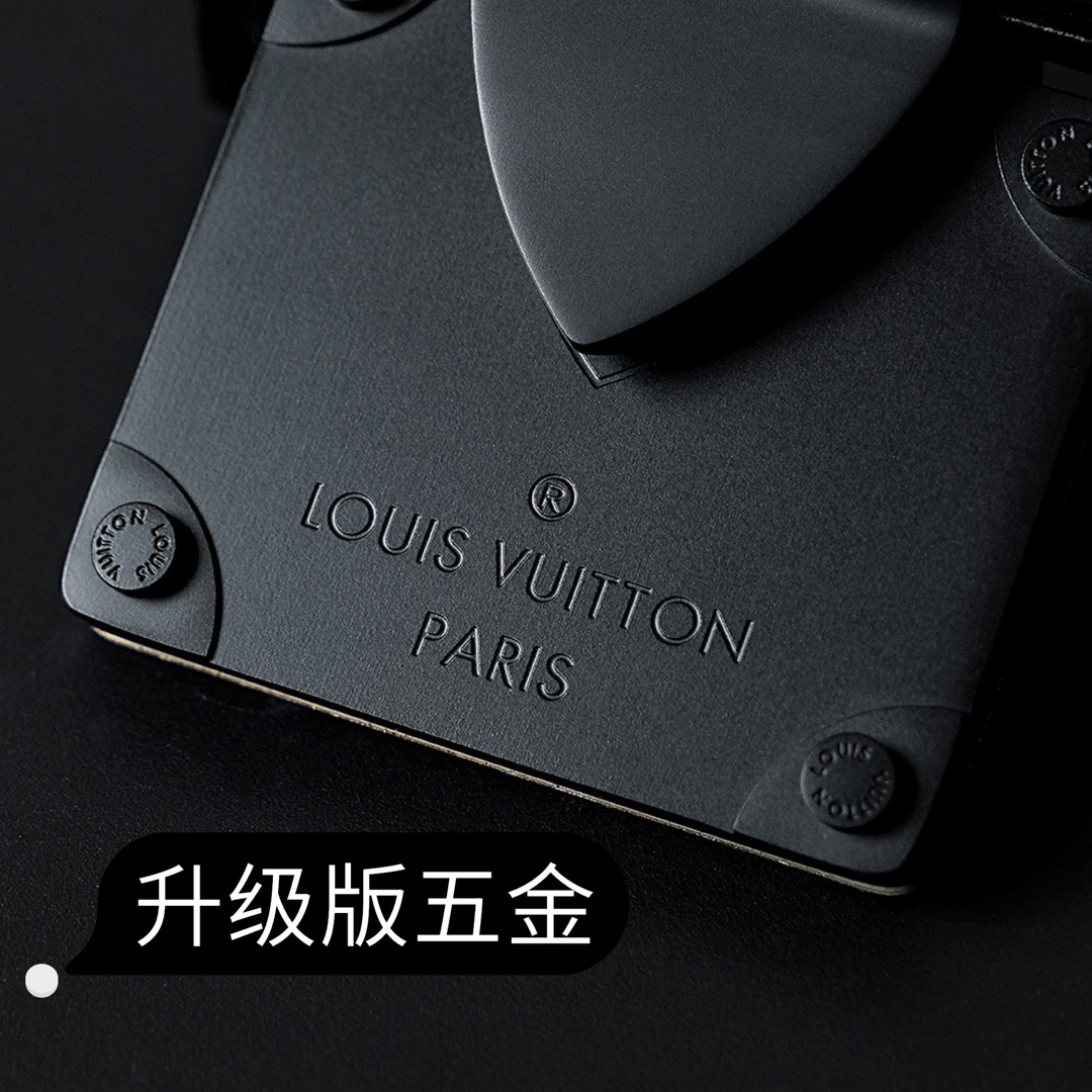 𝐒 𝐋𝐎𝐂𝐊 邮差包 升级版系列 #M45806#

■ 用心做 凭实力取胜 ■
目前整个五金行业达不到的独家定制品质！