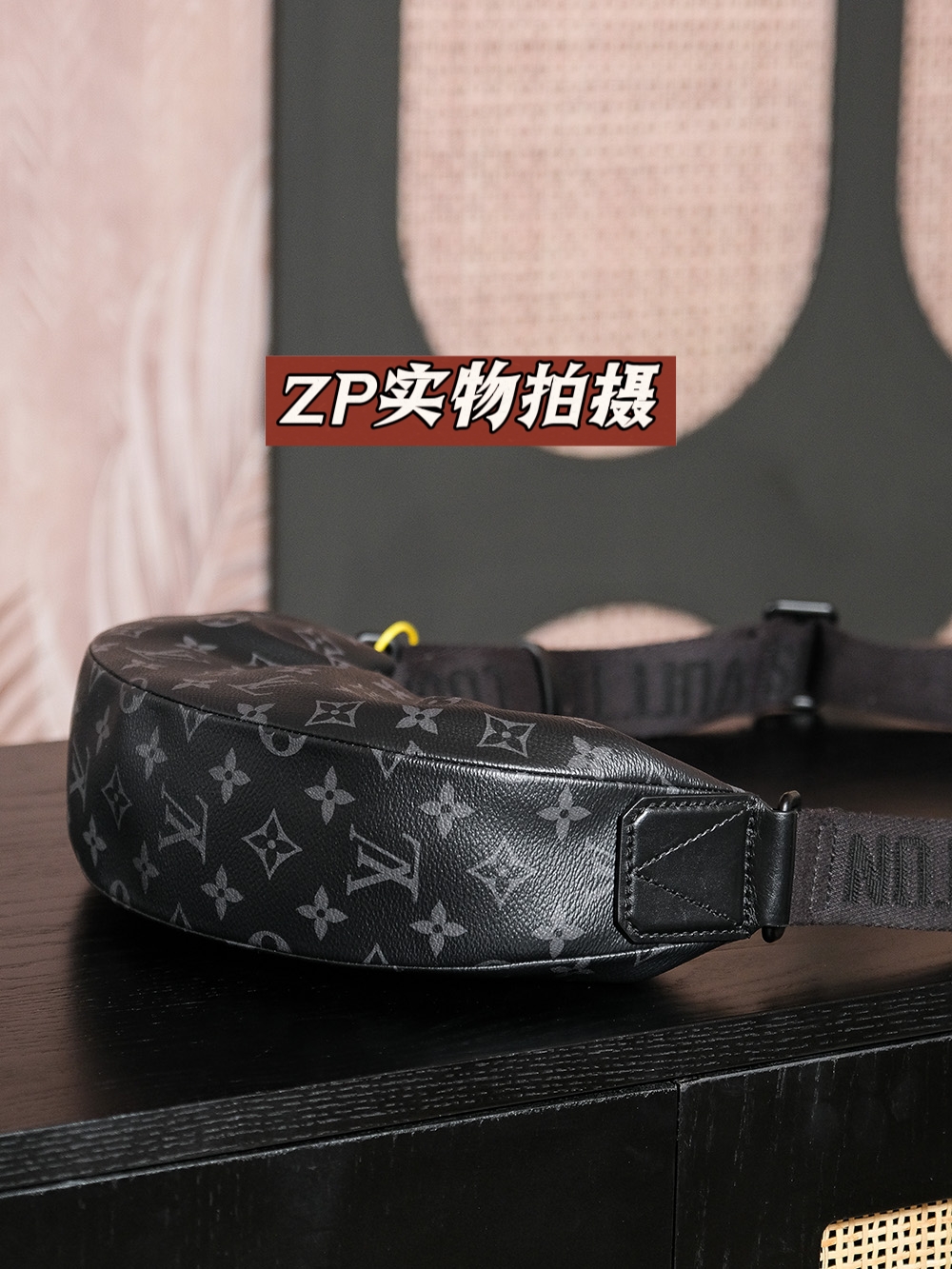 𝐇𝐀𝐌𝐀𝐂小号月亮包系列# M47158/PJ950

■𝐙𝐏实物拍摄■
