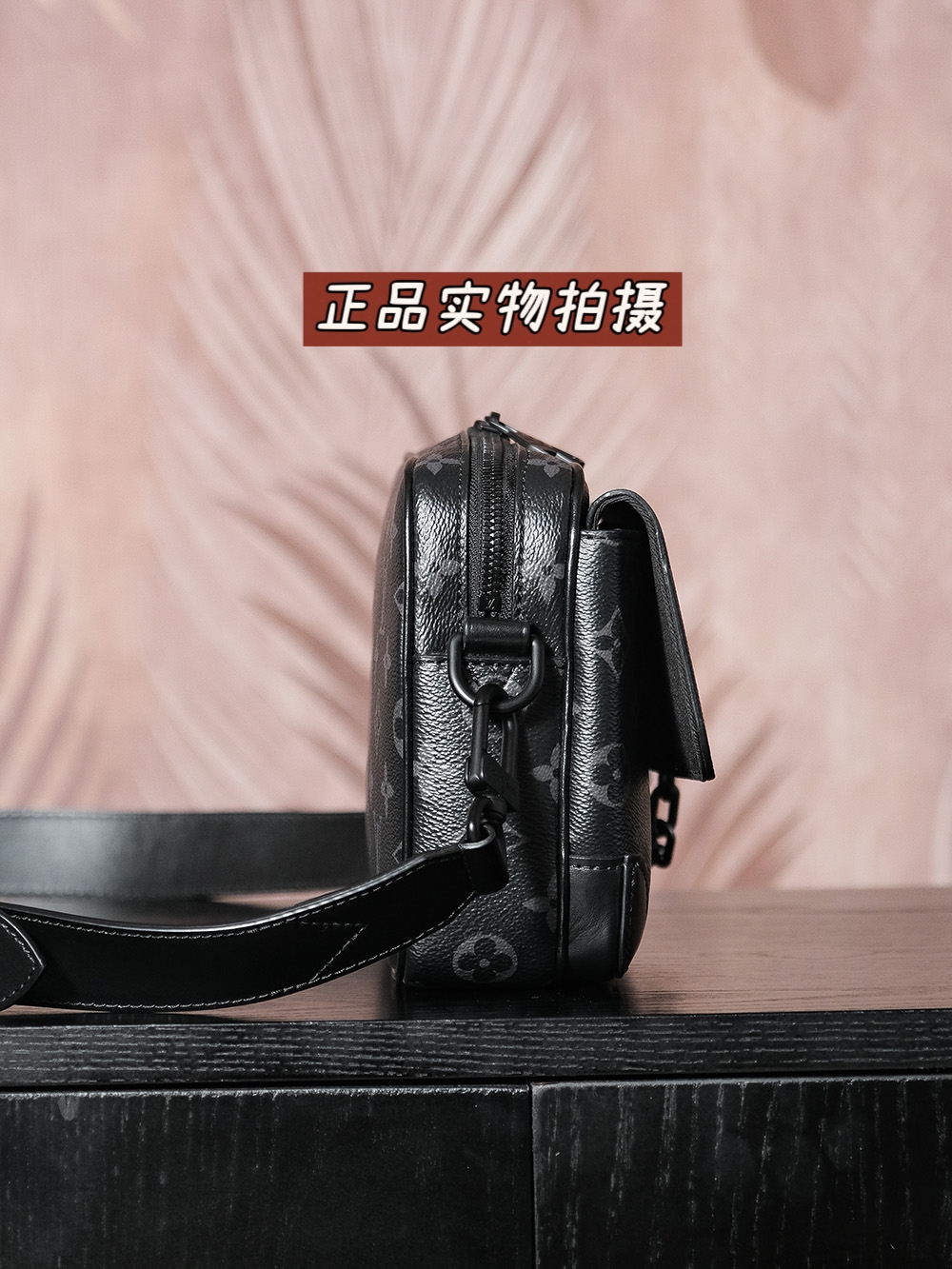 𝐒𝐓𝐄𝐀𝐌𝐄𝐑芯片菱形跳动码邮差包系列# M46795/PJ1100

◾️正品实物拍摄◾️