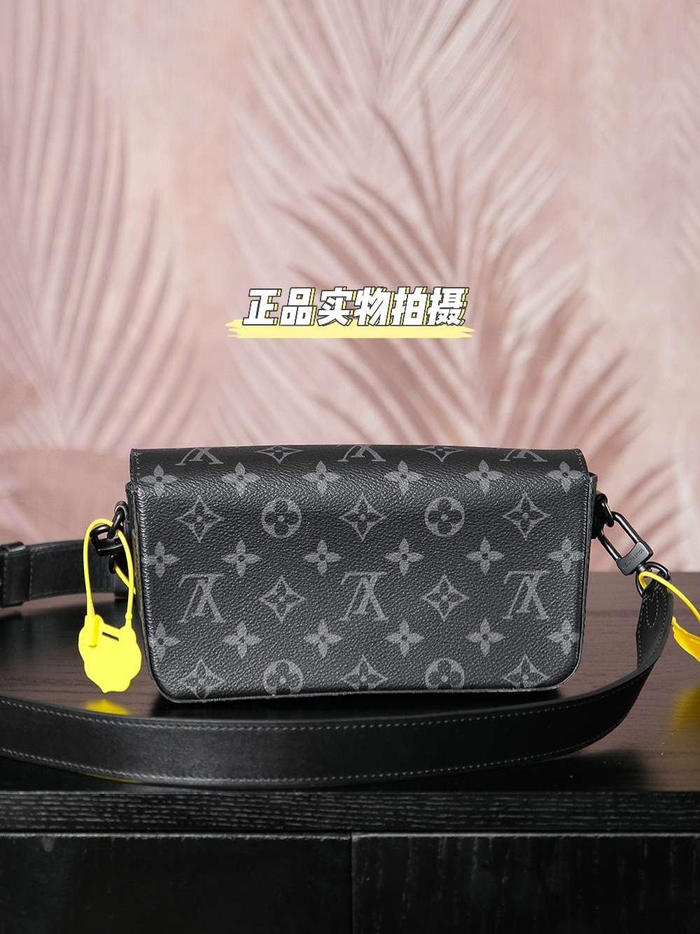 𝐌𝐎𝐍𝐓𝐒𝐎𝐔𝐑𝐈𝐒芯片菱形跳动码邮差包系列#M83567/PJ1000

✖️𝐙𝐏实物拍摄展示✖️