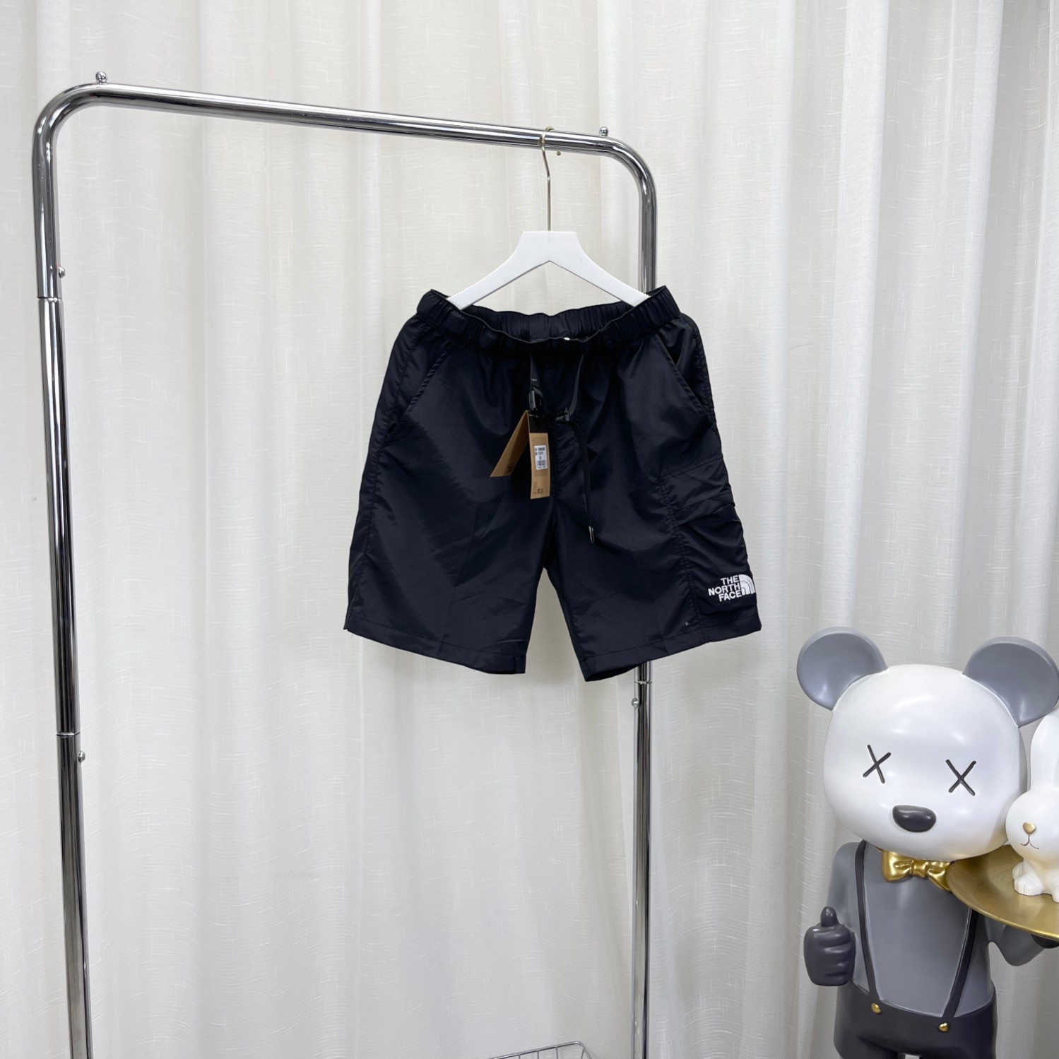 TNF NorthTNF Shorts: Factory Direct Purchase, High Quality Materials, Detailed Craftsmanship. - 图片 6