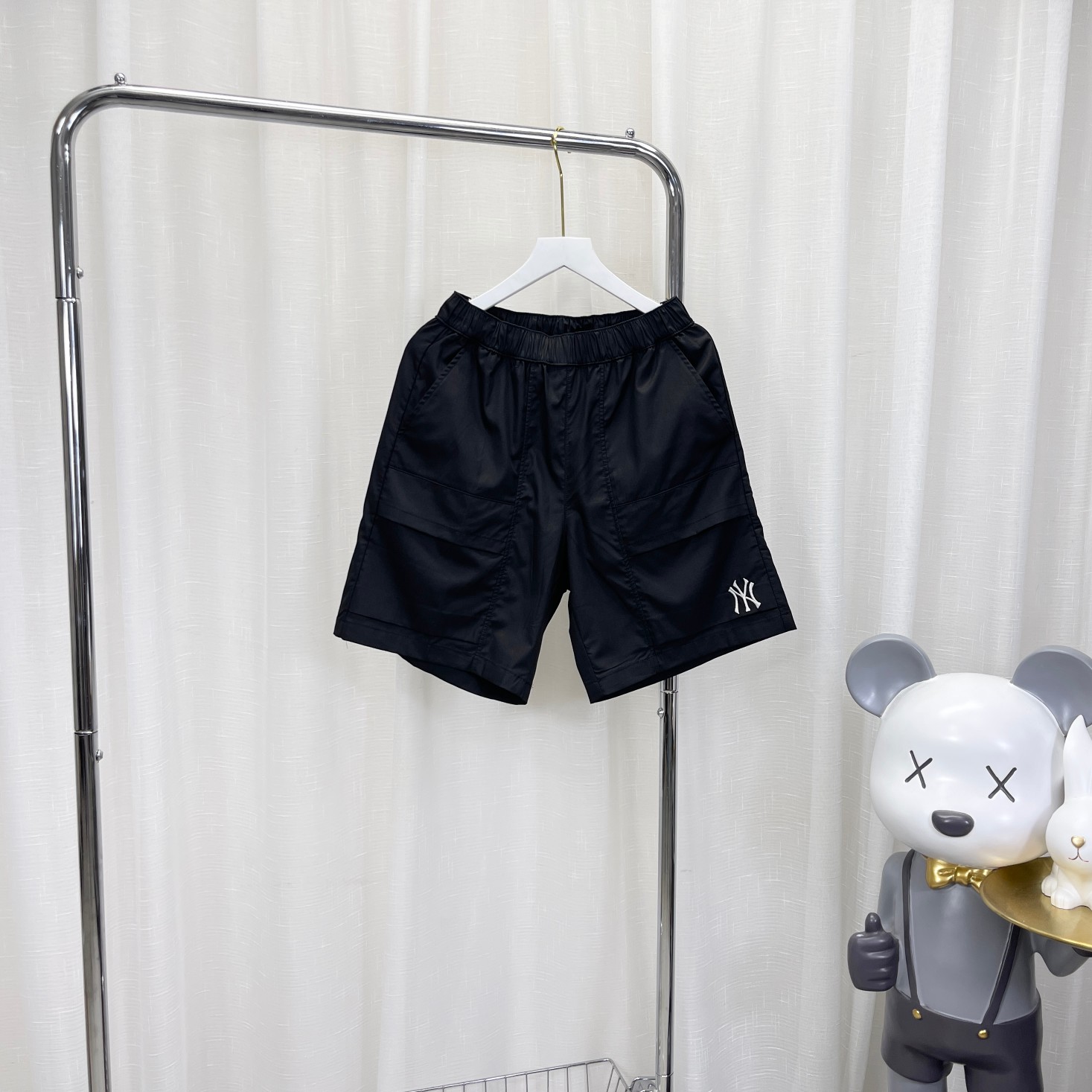 MLB Yankees Netting Shorts: High-Tech, Durable, Stylish Summer Essential - 图片 3