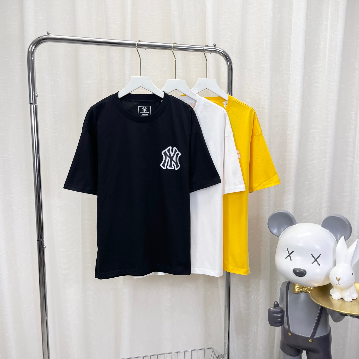 MLB Clothing T-Shirt Black White Yellow Printing Unisex Cotton Summer Collection Short Sleeve