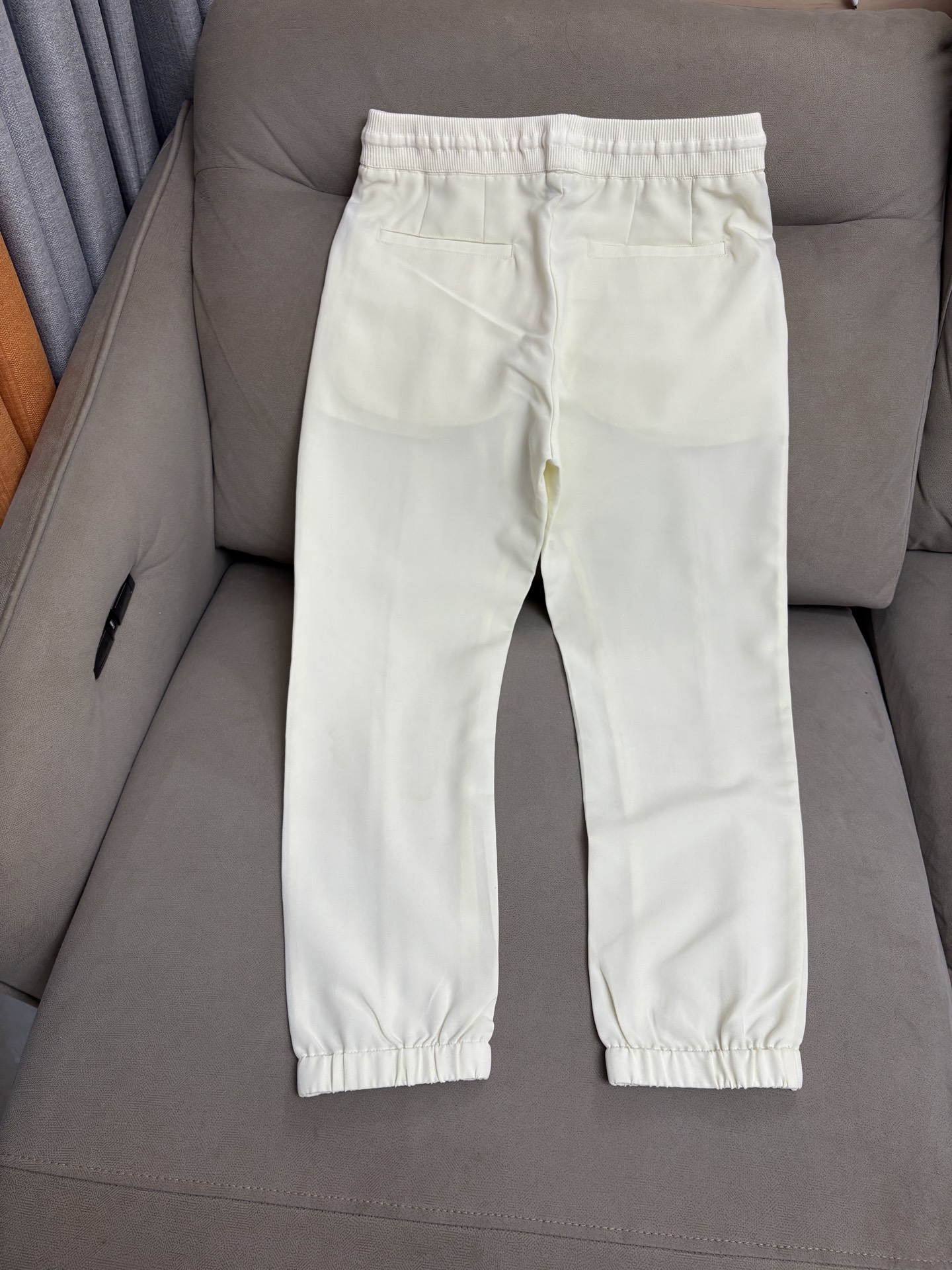 Out-of-Home Trading Company Orders Men’s Leisure Pants with Classic Colors and Soft Steel - 图片 4