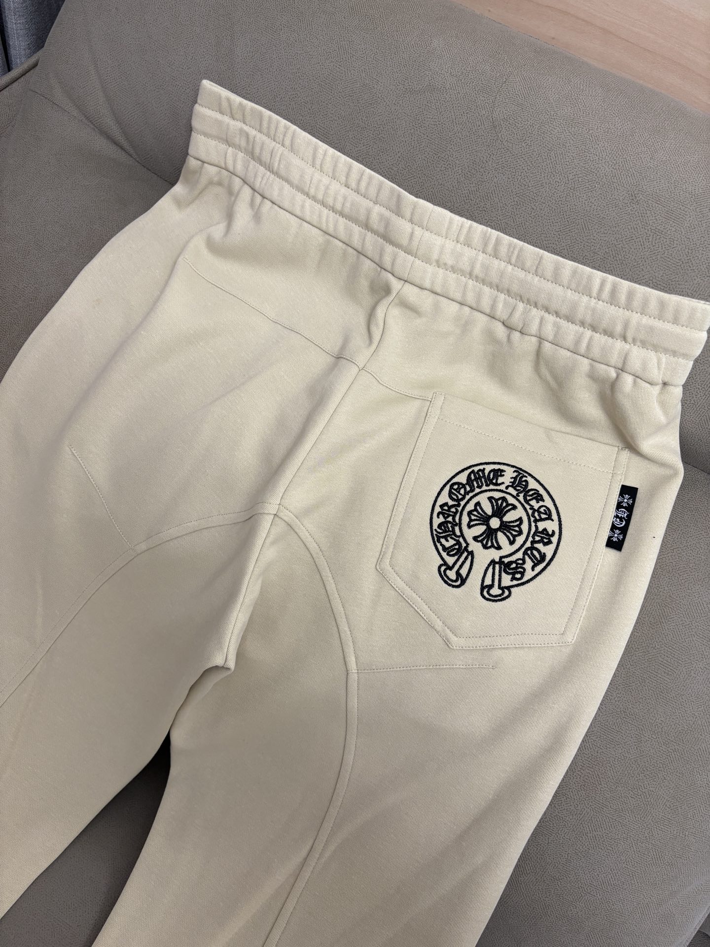 Men’s Leisure Pants: Crom Trading Company’s Steel-Resistant, Refreshing Style - 图片 8