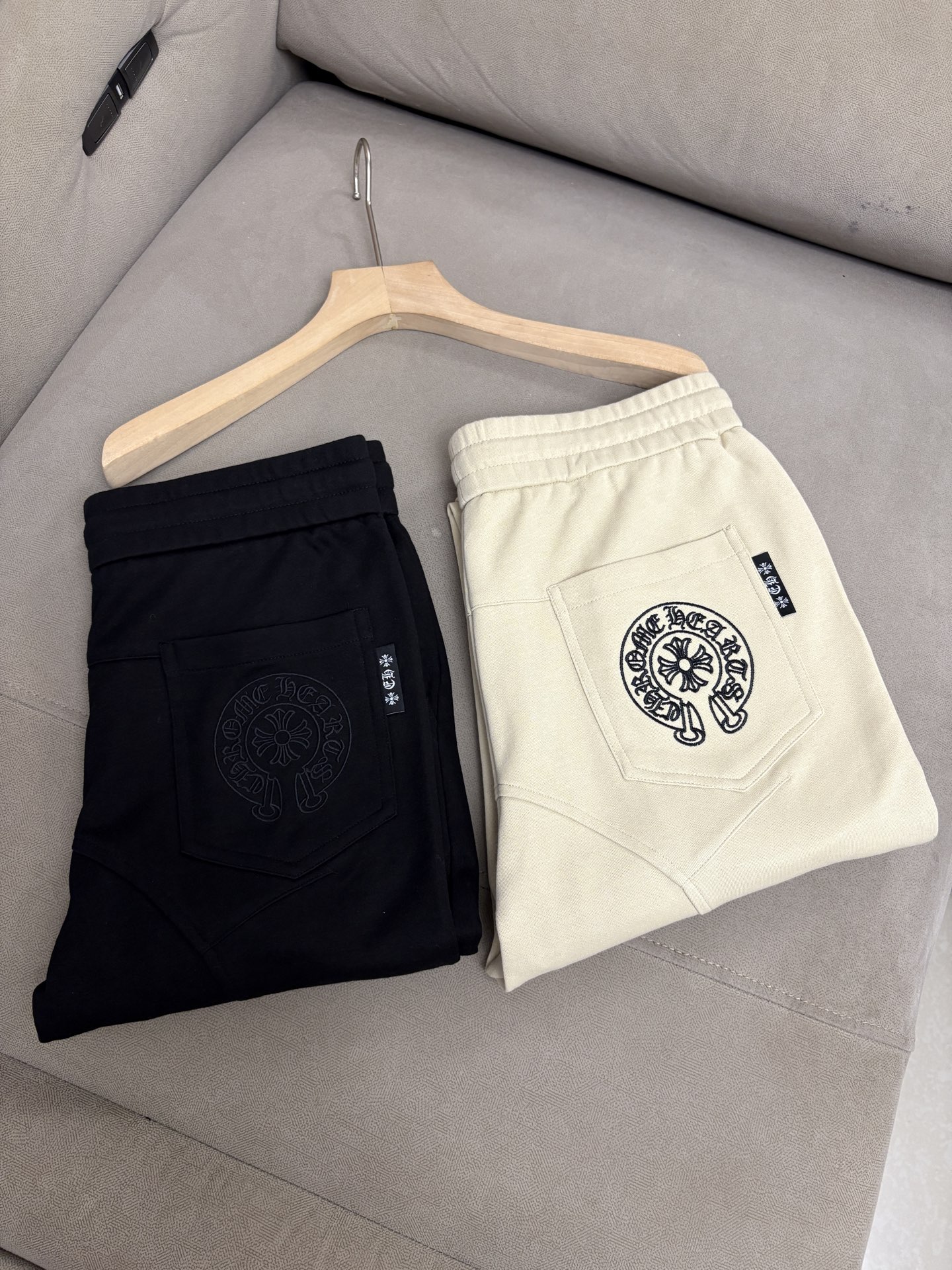 Men’s Leisure Pants: Crom Trading Company’s Steel-Resistant, Refreshing Style
