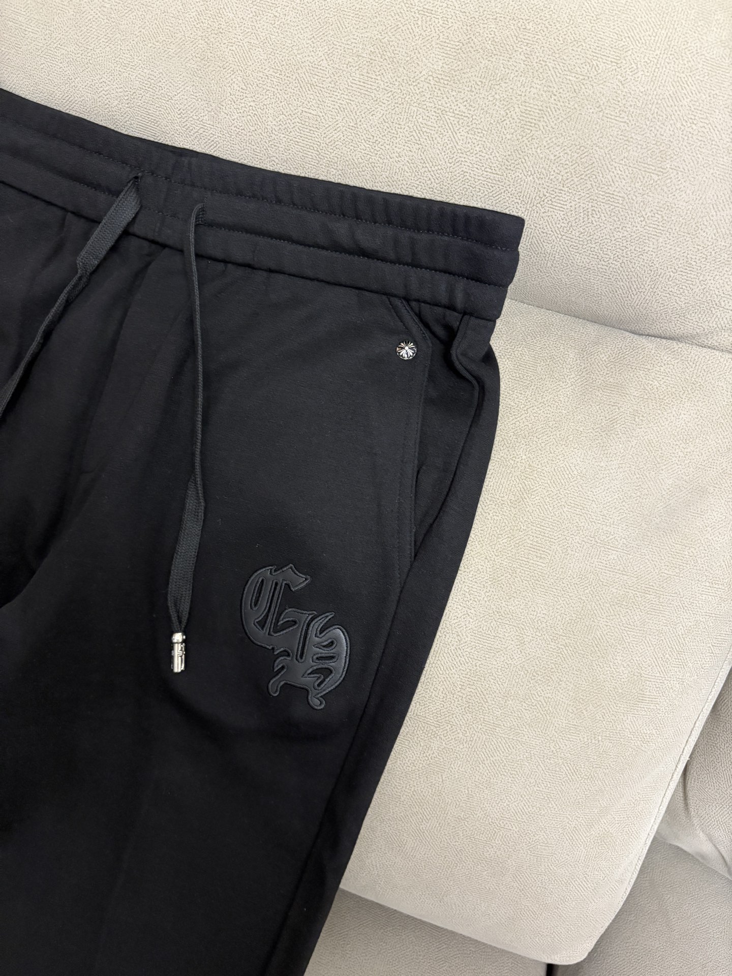 Men’s Leisure Pants: Crom Trading Company’s Refreshing Steel-Resistant Style in Classic Colors - 图片 6