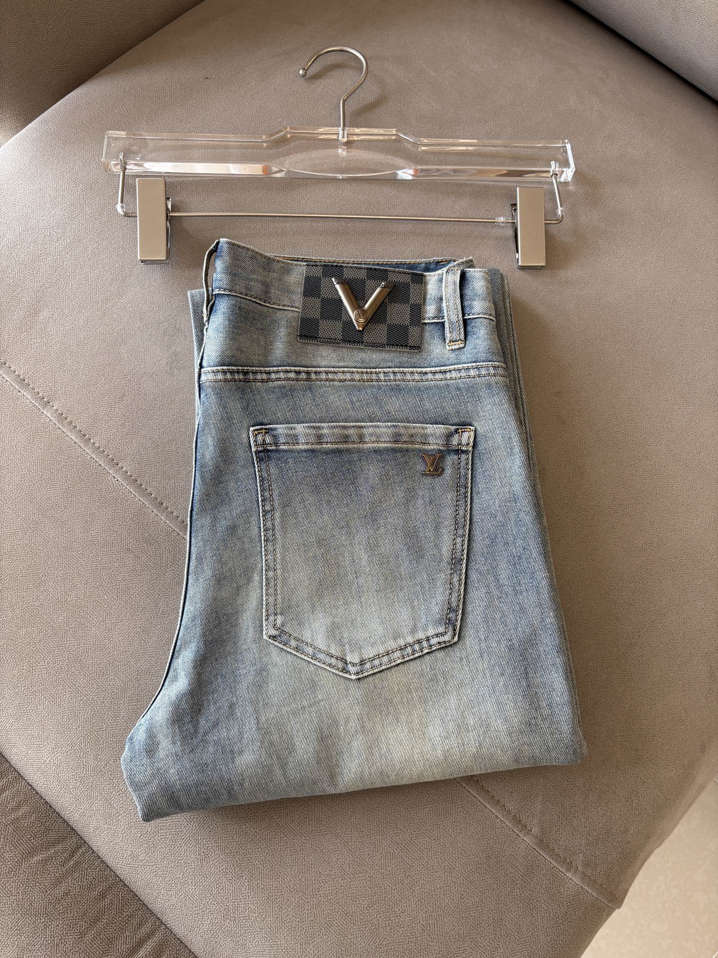 Louis Vuitton 25SS Straight-Leg Jeans with Embroidered Logo and Original Hardware