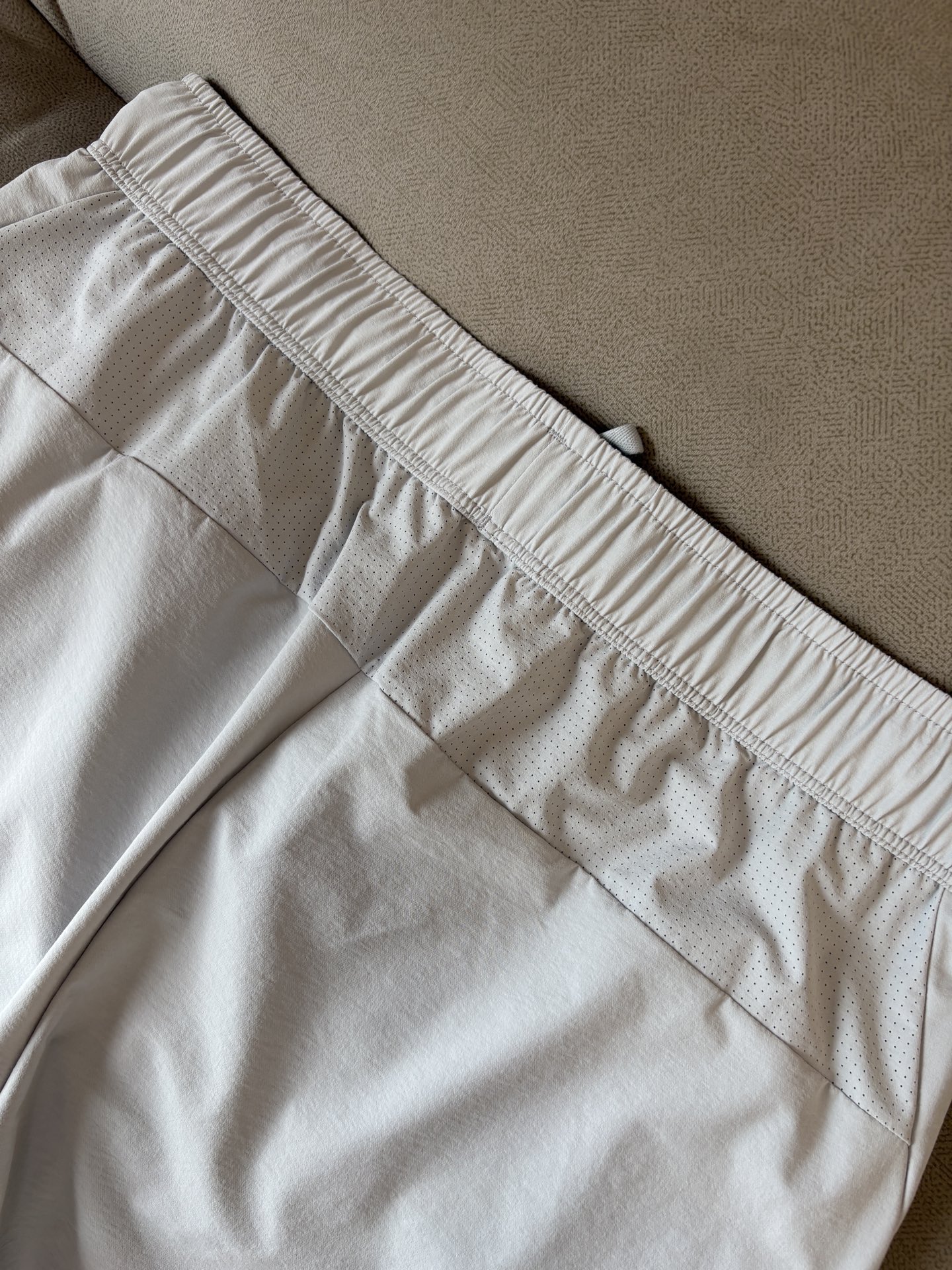 始祖鸟 官网同步 经典户外 工装裤 颜色超级正 海外同步发型 今年流行趋势 进口科技面料 M-4XL