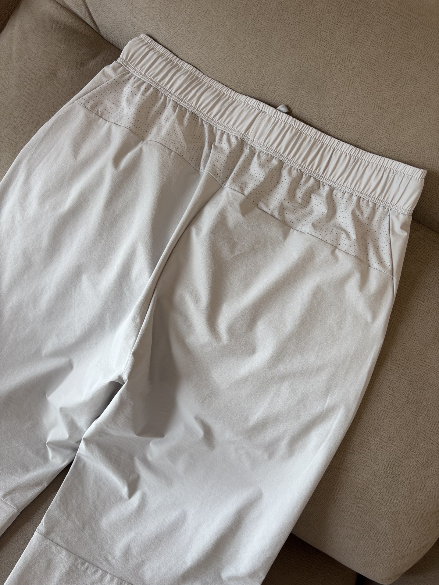 始祖鸟 官网同步 经典户外 工装裤 颜色超级正 海外同步发型 今年流行趋势 进口科技面料 M-4XL