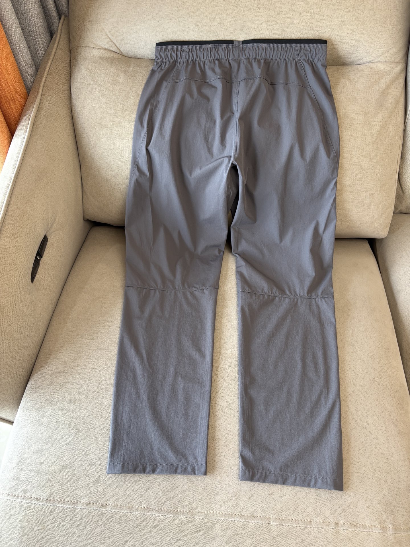 始祖鸟 官网同步 经典户外 工装裤 颜色超级正 海外同步发型 今年流行趋势 进口科技面料 L-4XL