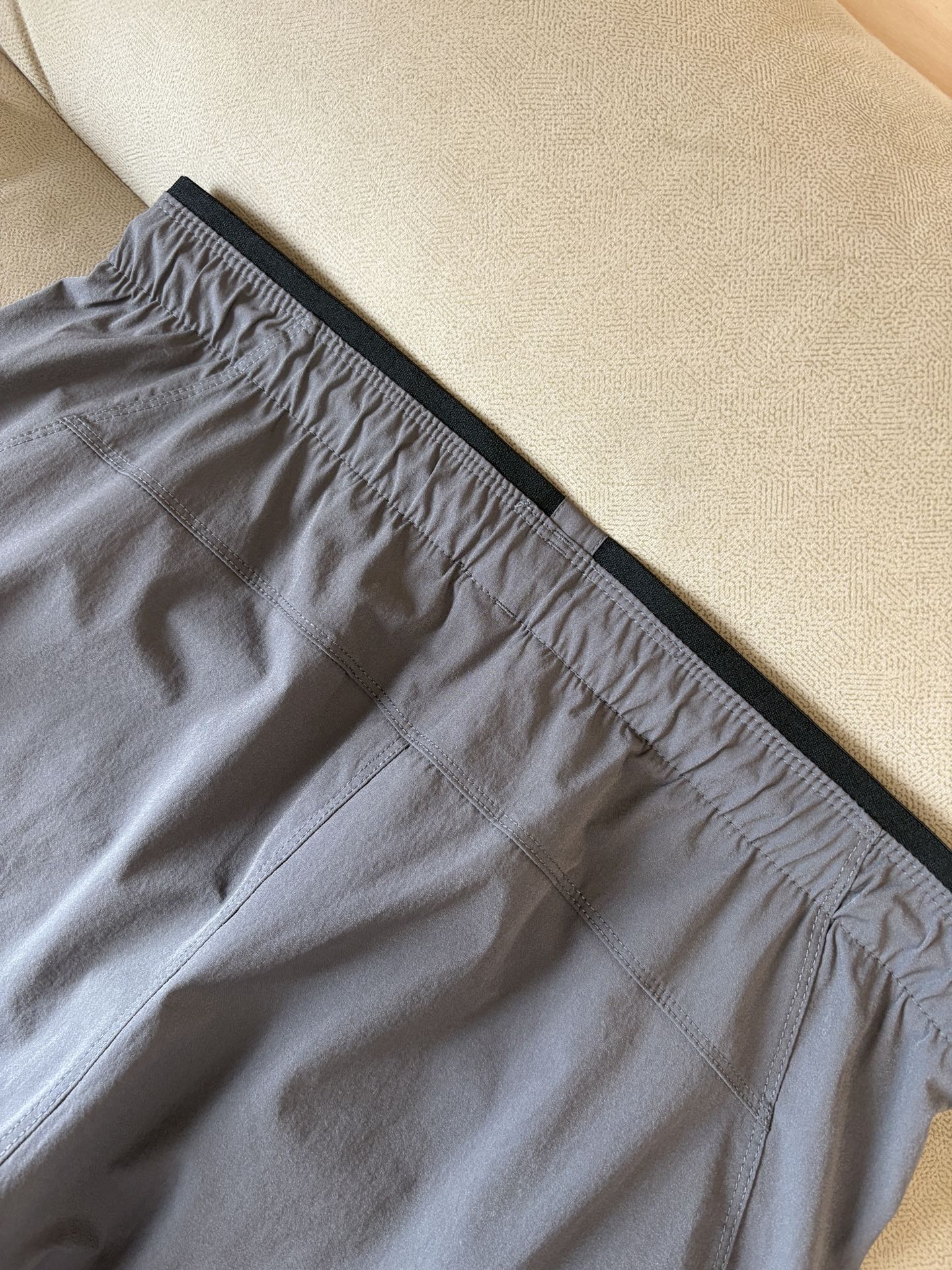 始祖鸟 官网同步 经典户外 工装裤 颜色超级正 海外同步发型 今年流行趋势 进口科技面料 L-4XL