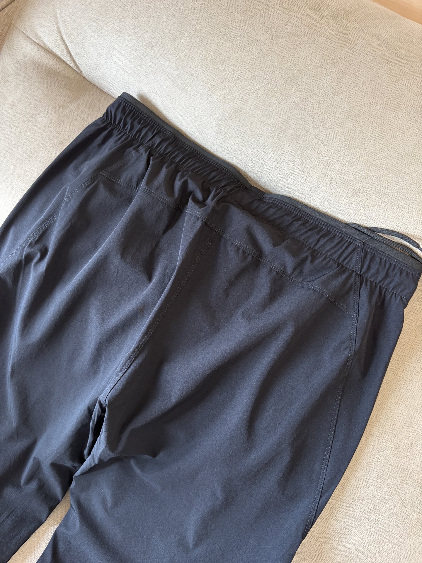 始祖鸟 官网同步 经典户外 工装裤 颜色超级正 海外同步发型 今年流行趋势 进口科技面料 L-4XL