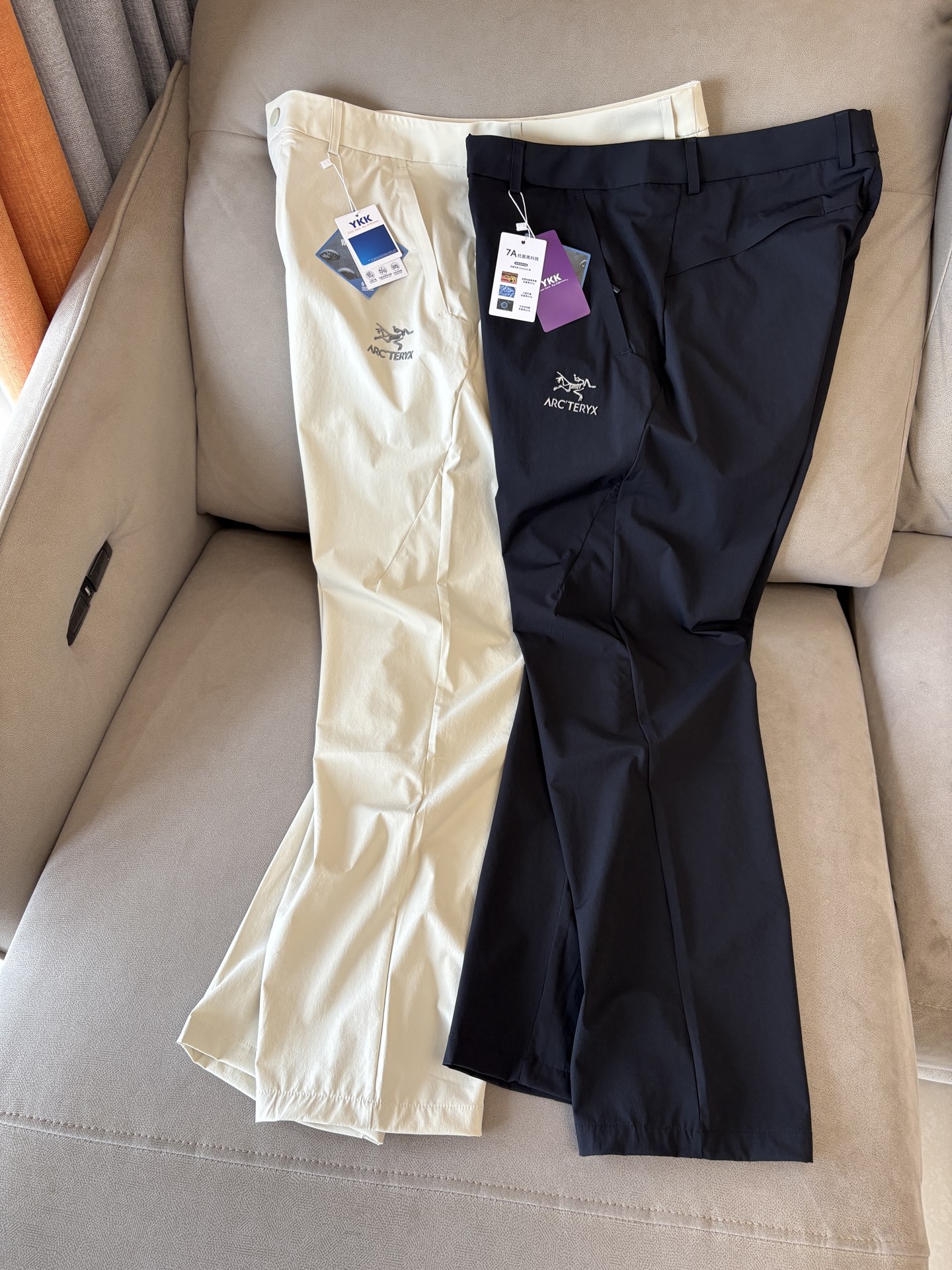 始祖鸟 官网同步 经典户外 工装裤 颜色超级正 海外同步发型 今年流行趋势 进口科技面料 M-4XL