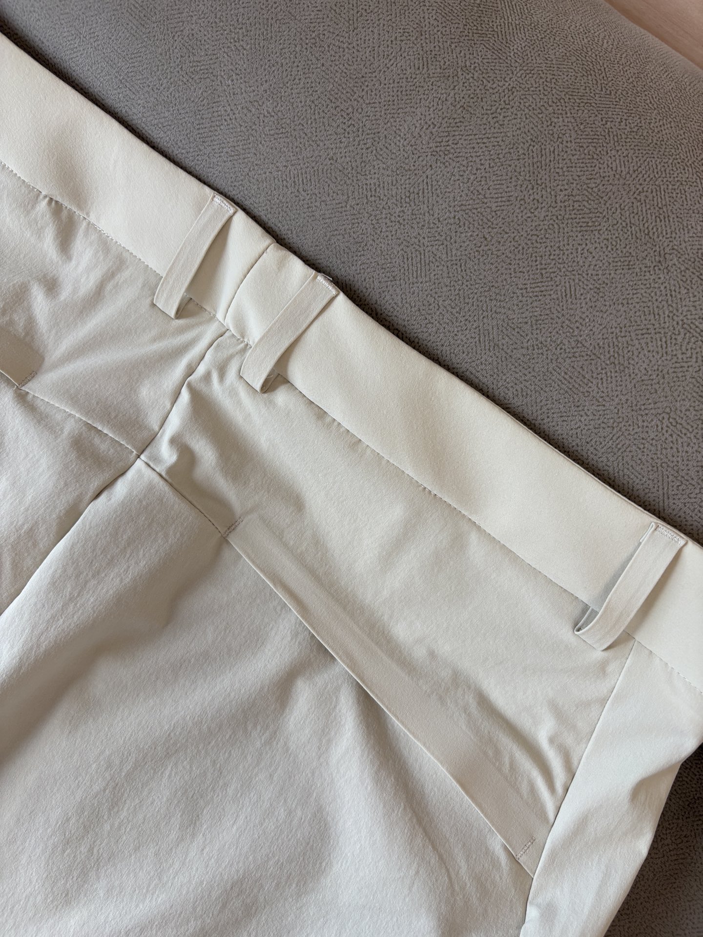 始祖鸟 官网同步 经典户外 工装裤 颜色超级正 海外同步发型 今年流行趋势 进口科技面料 M-4XL