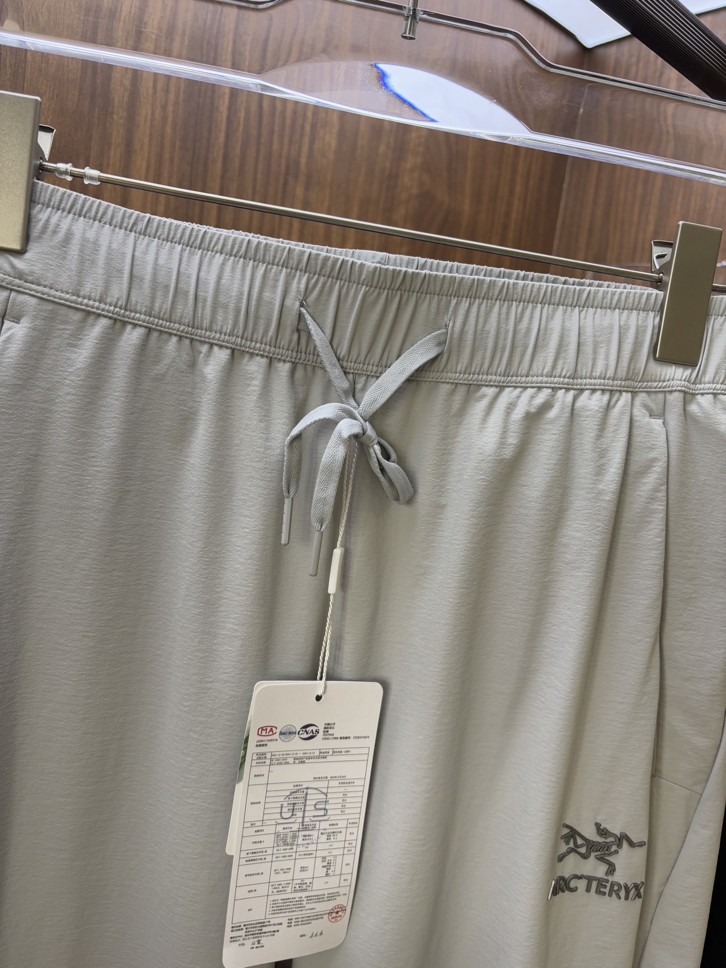Arc'teryx Men's Classic Outdoor Cargo Pants - Modern Fit, Imported Fabric 4 i1750069476372 7370 0 2