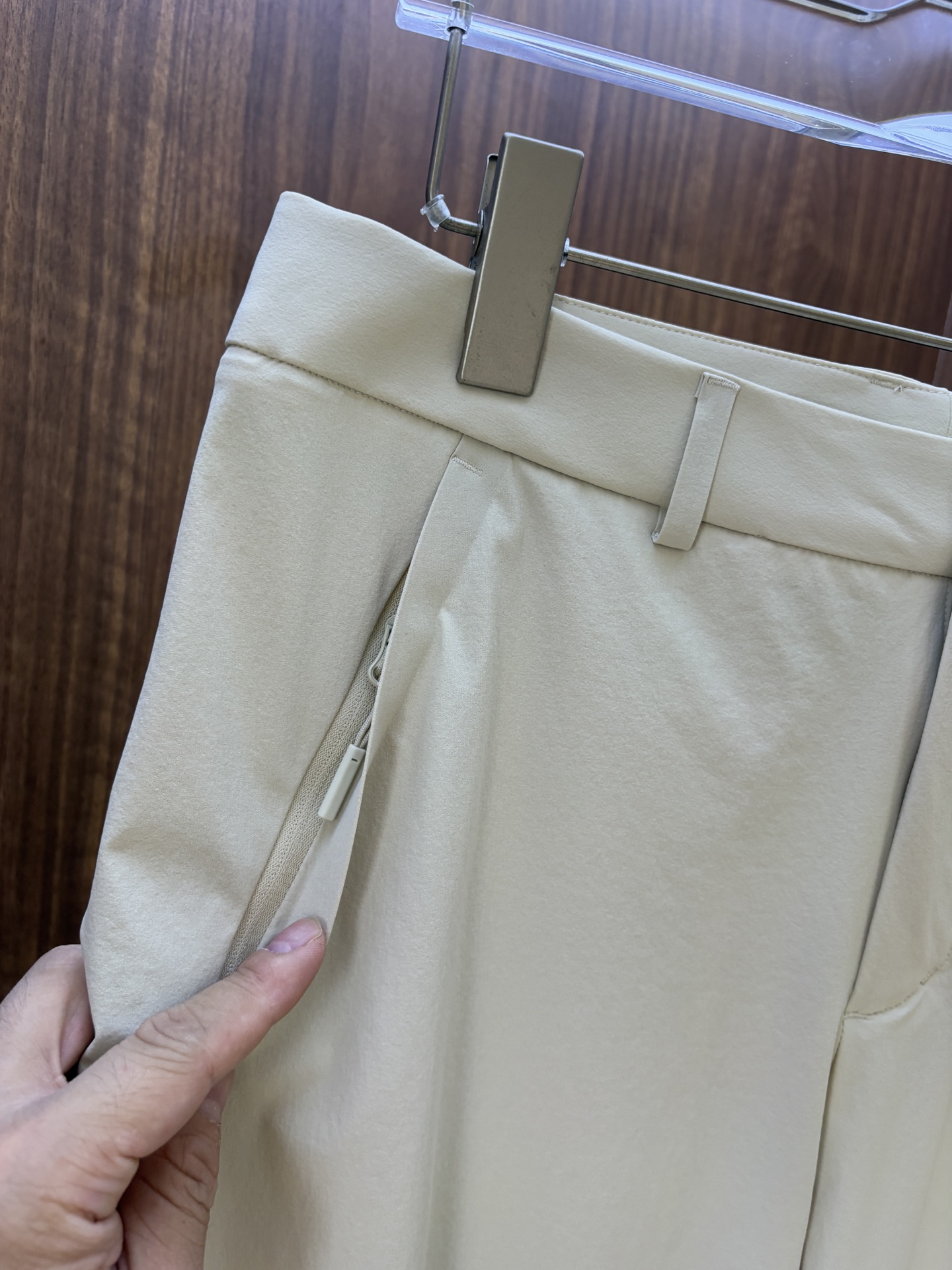 始祖鸟 官网同步 经典户外 工装裤 颜色超级正 海外同步发型 今年流行趋势 进口科技面料 M-4XL