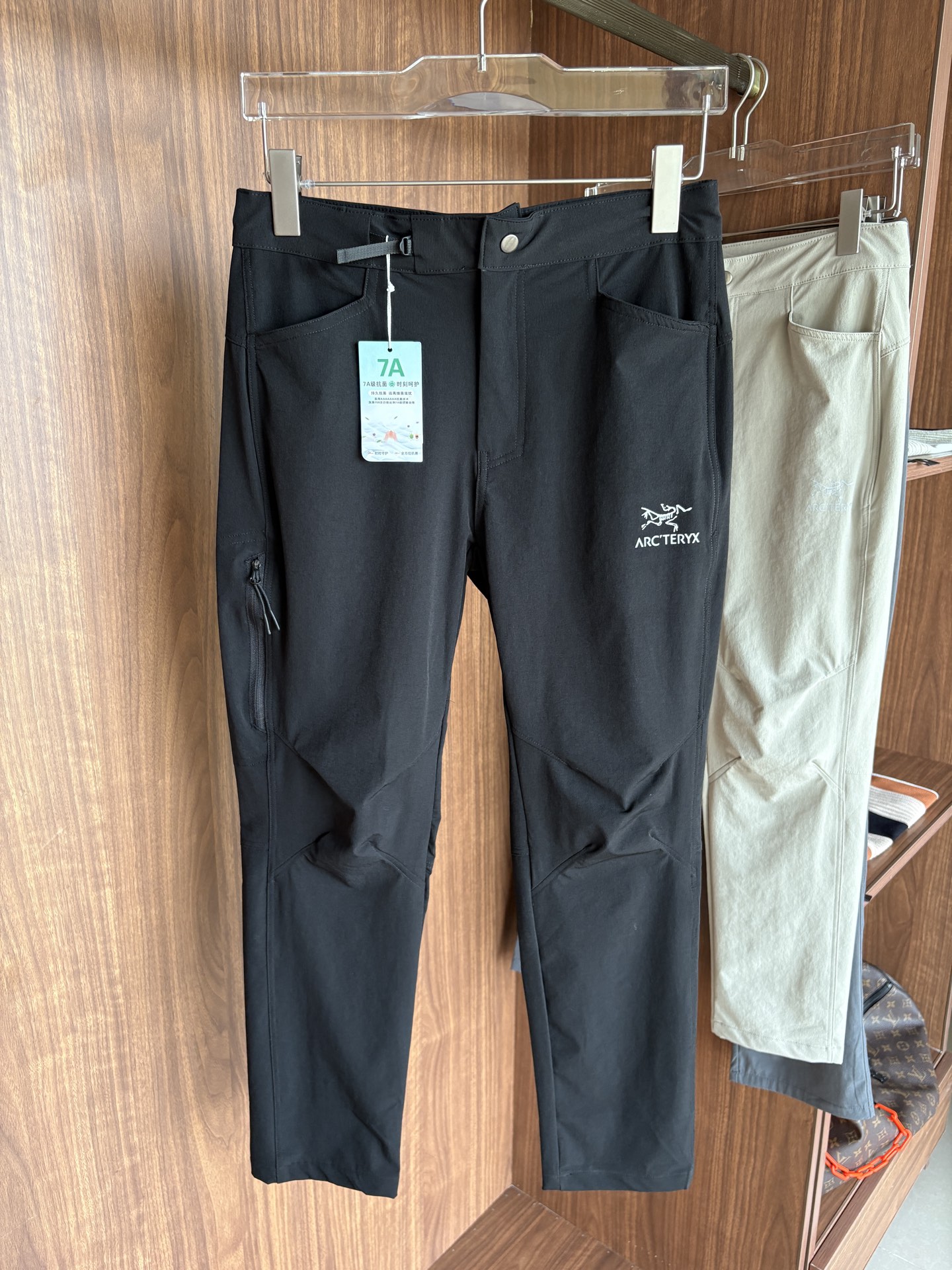 NO:474678,Archaeopteryx official website synchronization classic outdoor work pants super positive color overseas synchronous hairstyles this year's trend import technology fabric M-3XL, arc'teryx,alexander wang19860909始祖鸟 官网同步 经典户外 工装裤 颜色超级正 海外同步发型 今年流行趋势 进口科技面料 M-3XL,arc'teryx,alexander wang,Men's clothing