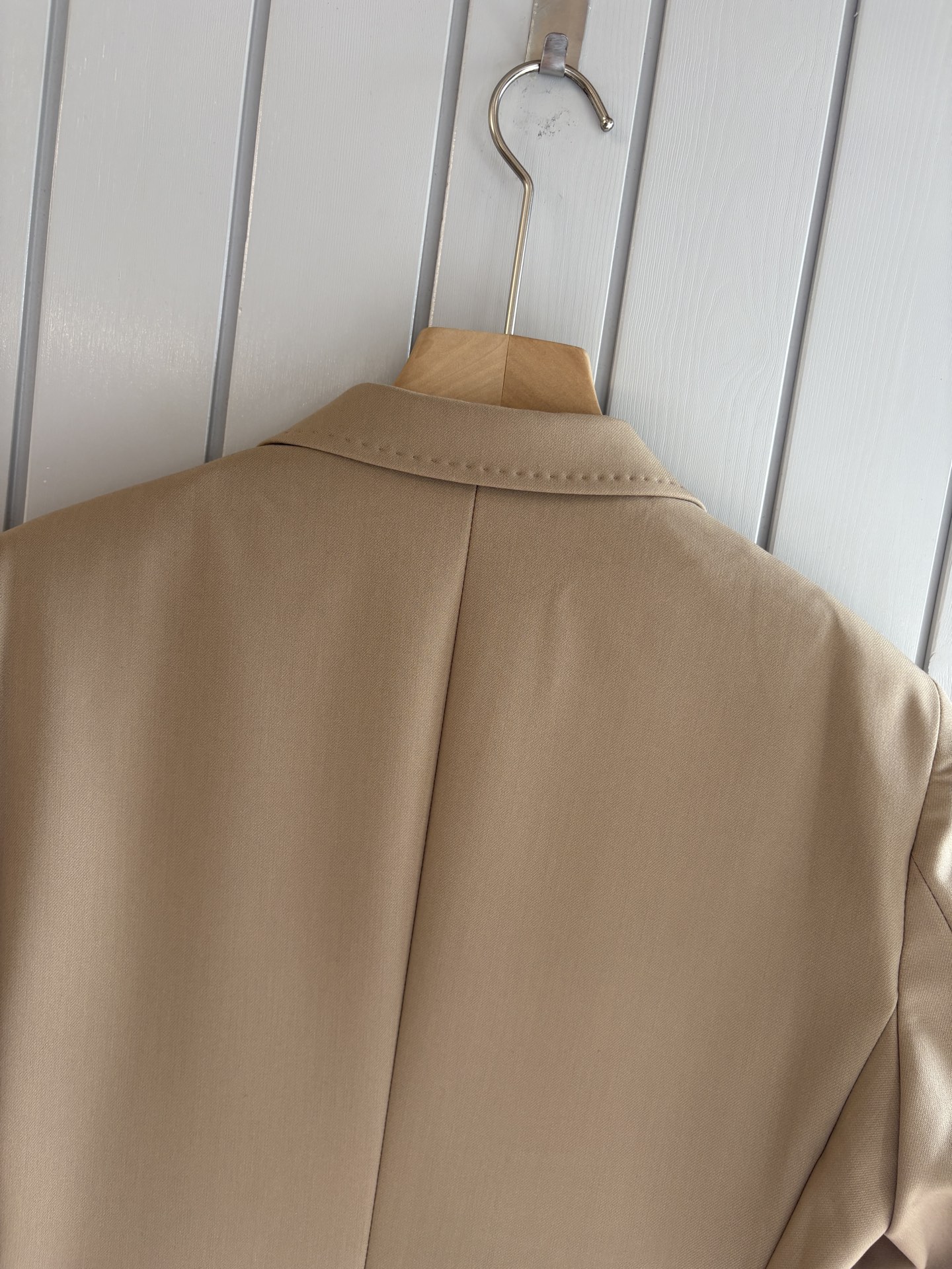 Hand-Sewn Summer Suits: Unique, Elegant, and Practical Craftsmanship for Gentlemen - 图片 7