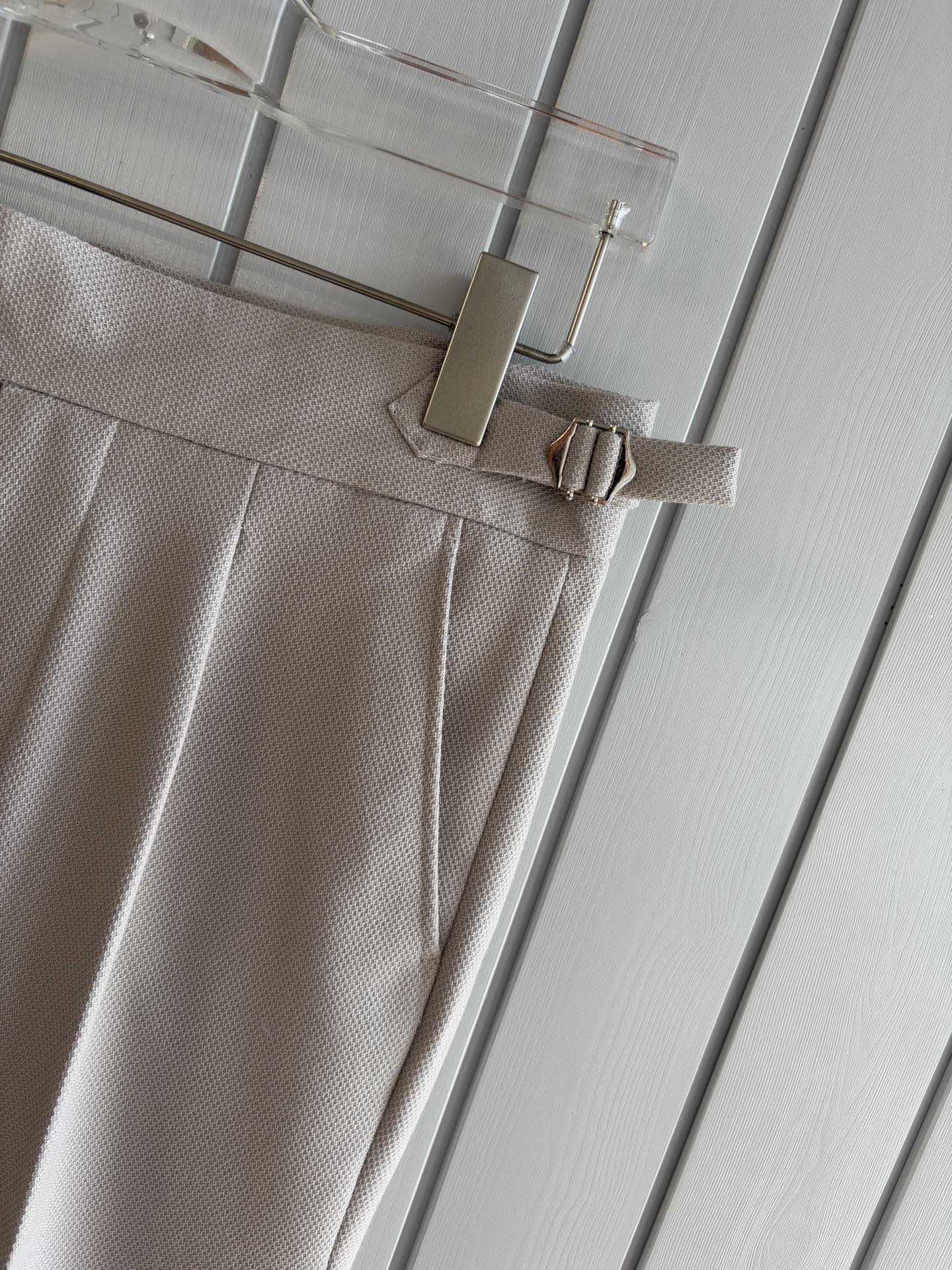 Luxury Naples Fabrics: Timeless Elegance and Comfort in Every Wear - 图片 5
