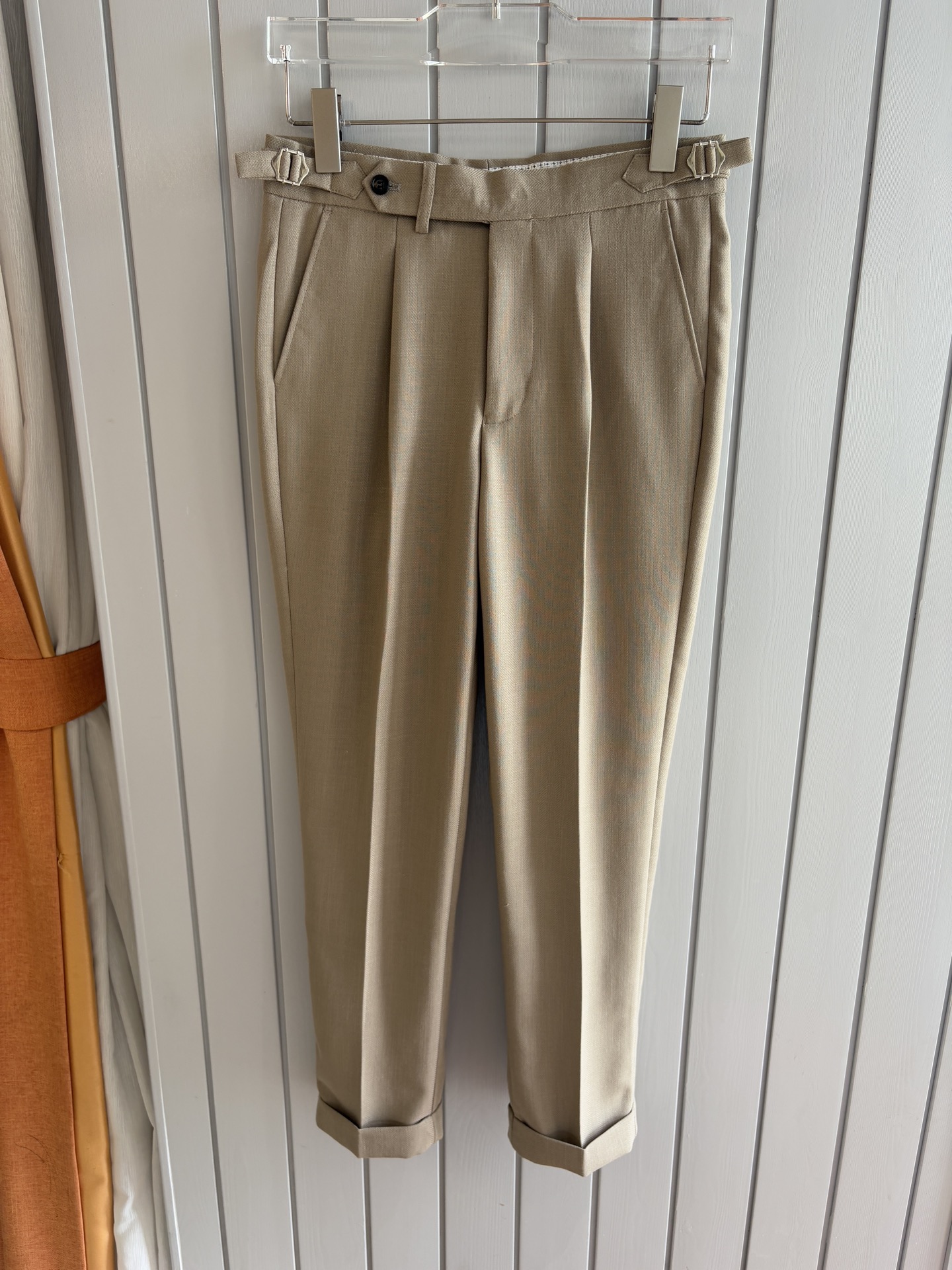 Luxury Naples Fabrics: Timeless Elegance and Comfort in Every Wear - 图片 1